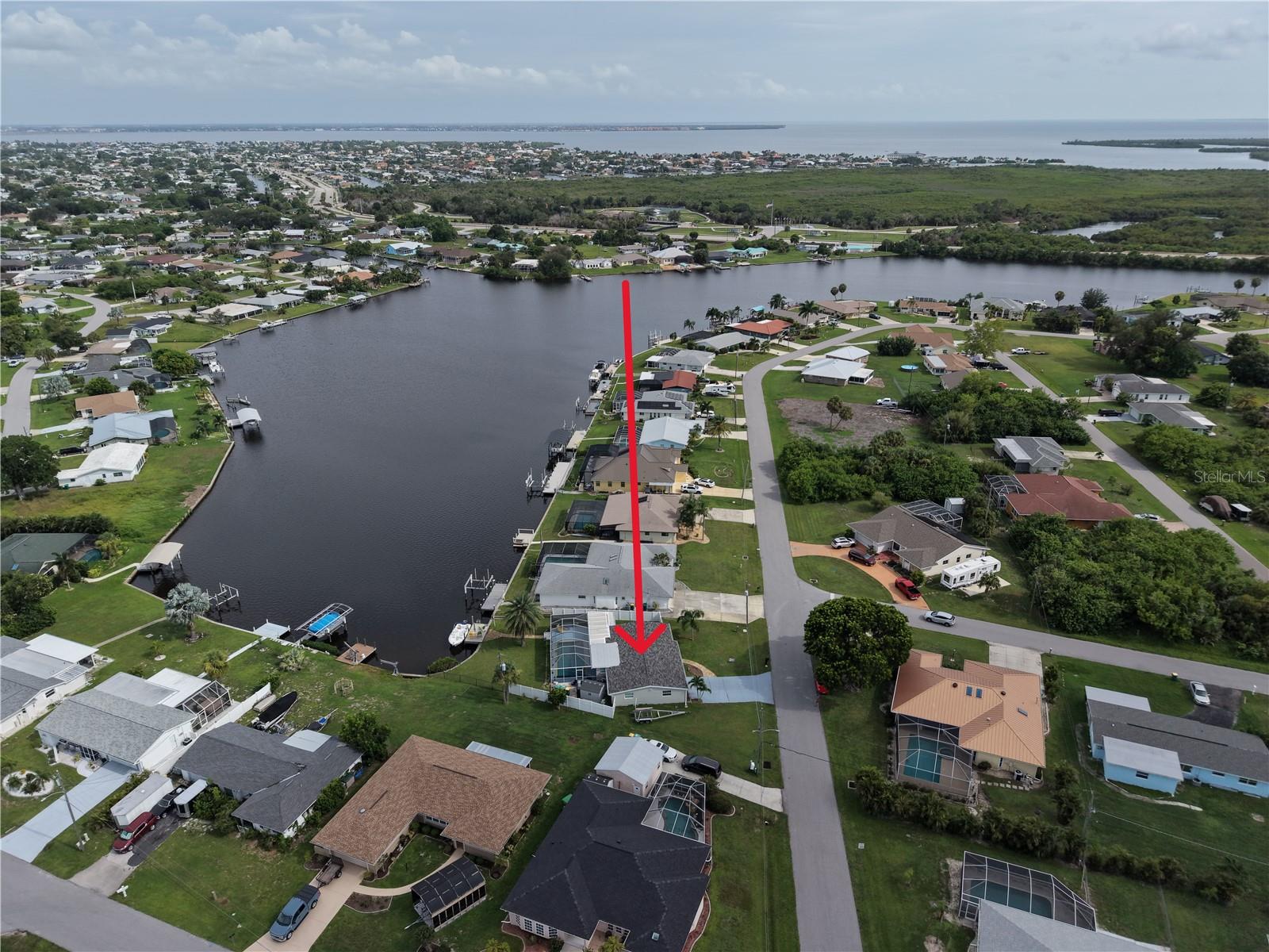 201 E Tarpon Blvd NW, Port Charlotte, FL 33952