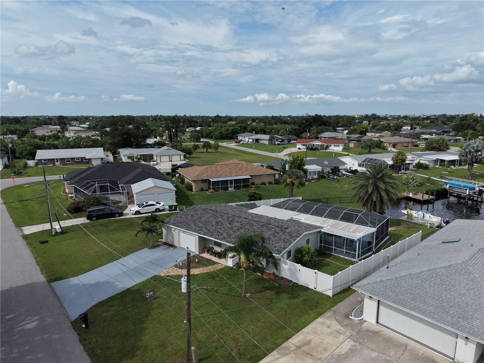 201 E Tarpon Blvd NW, Port Charlotte, FL 33952