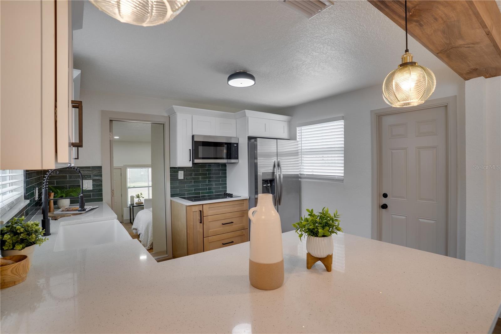 326 41st, St Petersburg, FL 33703