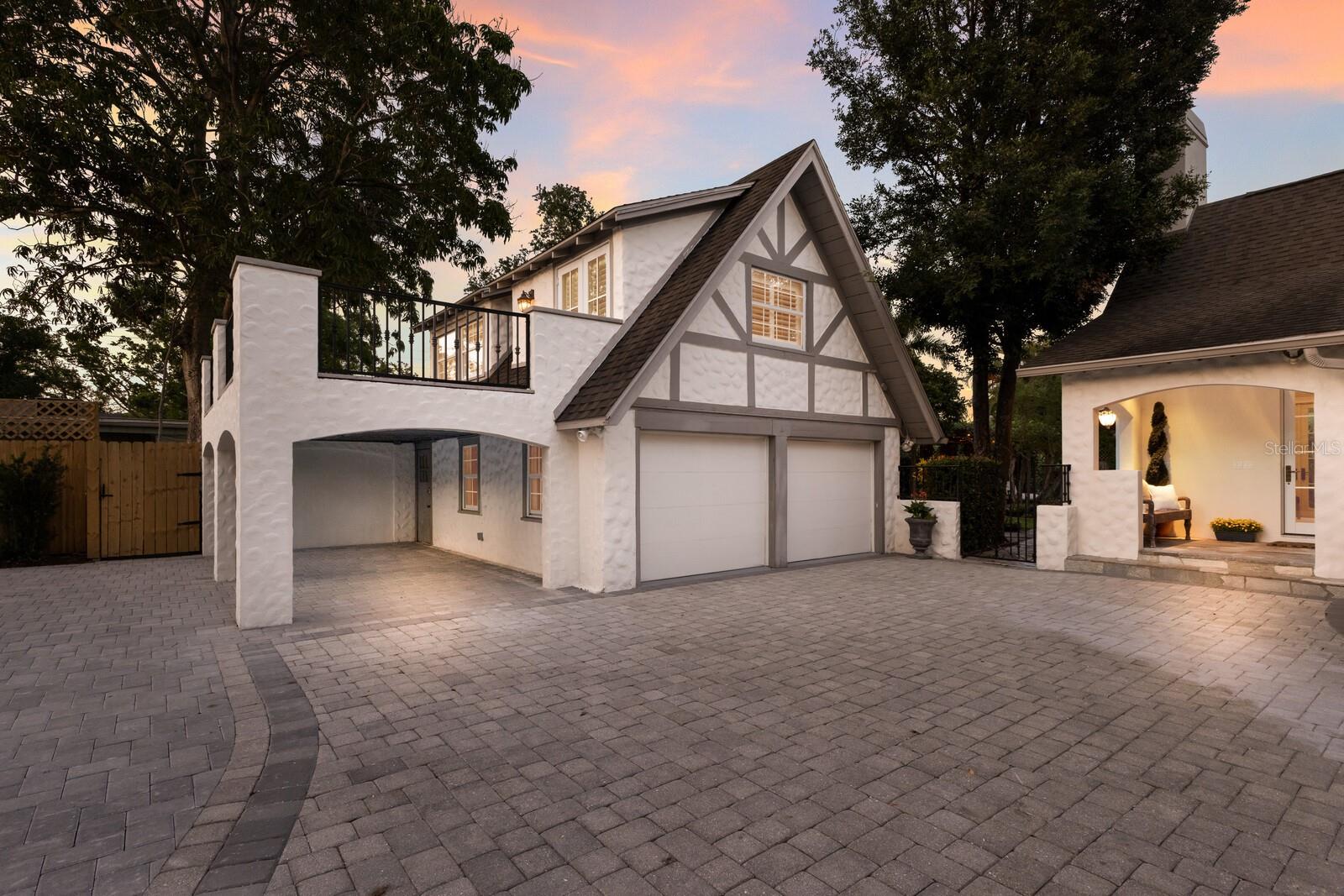 1829 Bougainvillea, Sarasota, FL 34239