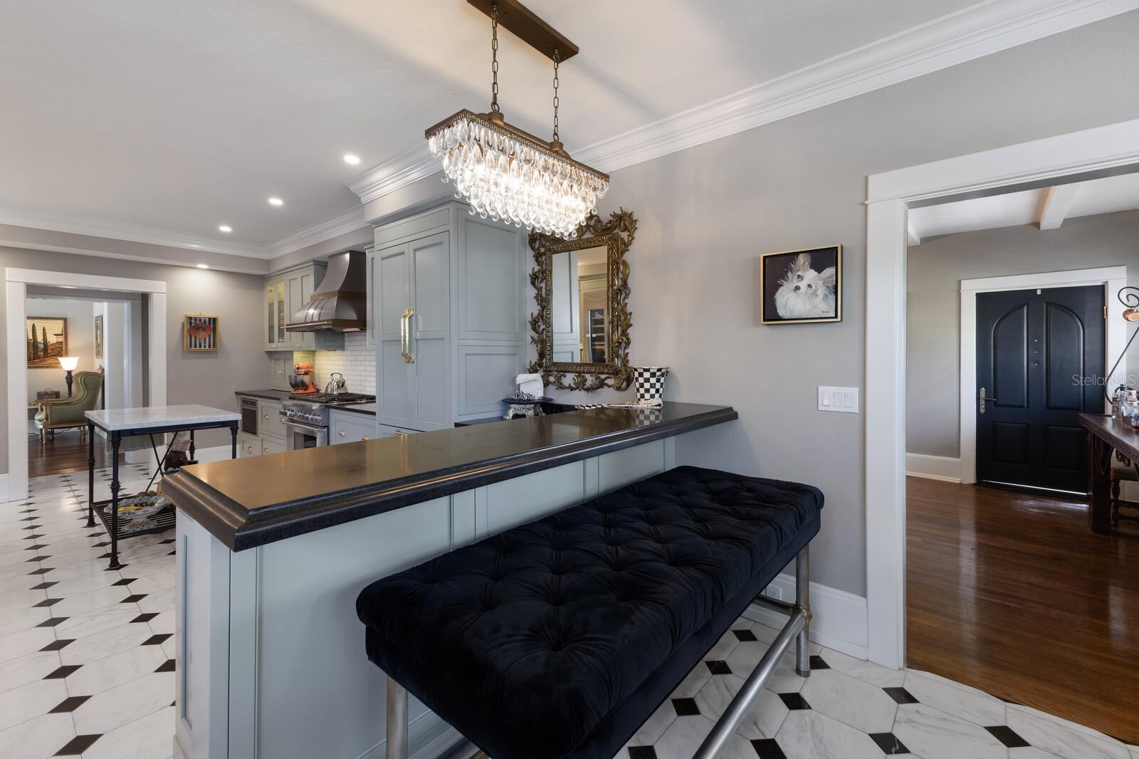 1829 Bougainvillea, Sarasota, FL 34239