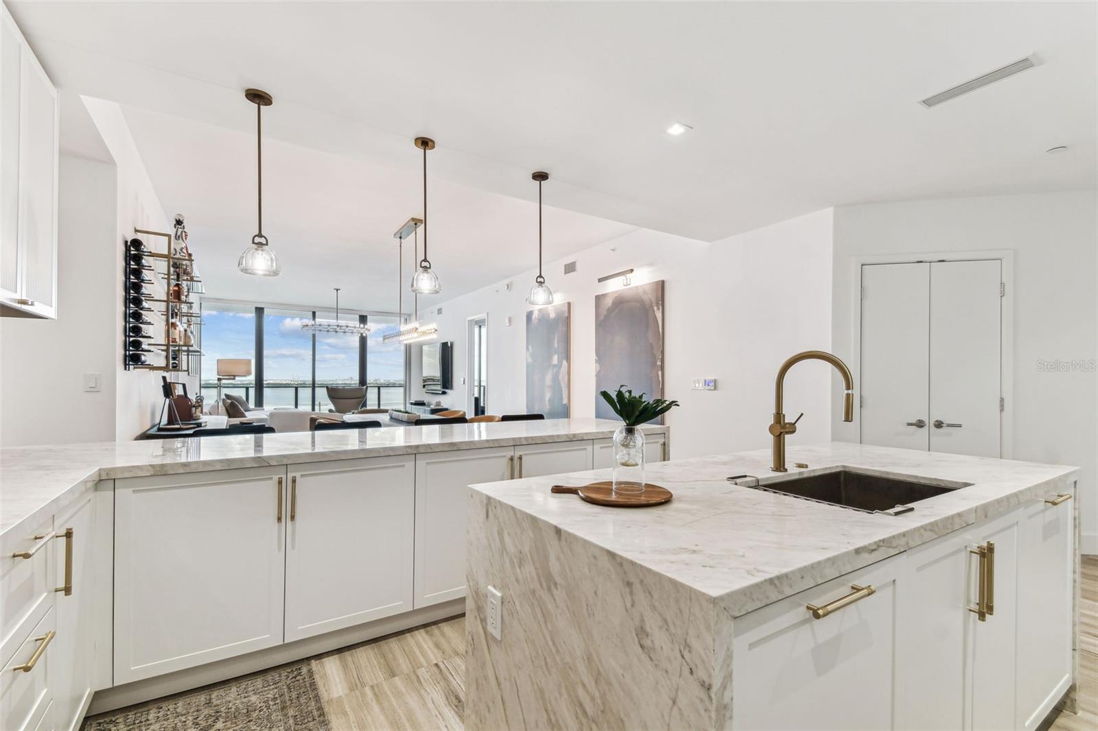 3101 Bayshore Unit 1402, Tampa, FL 33629
