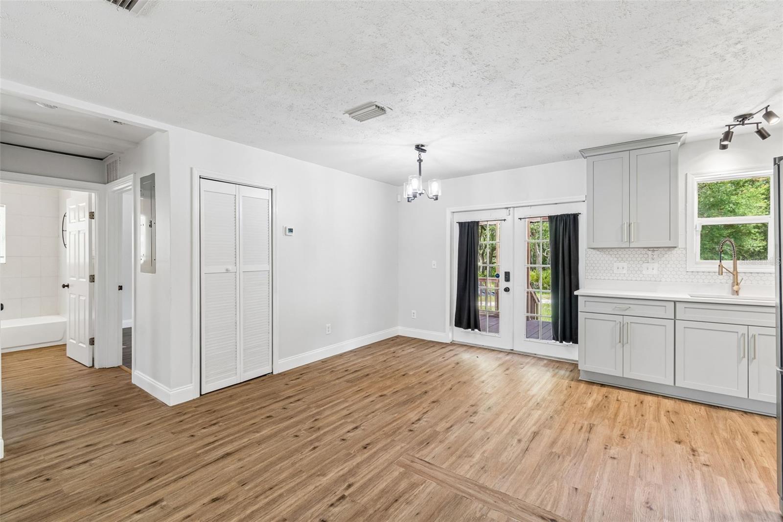 8855 146th, Dunnellon, FL 34432