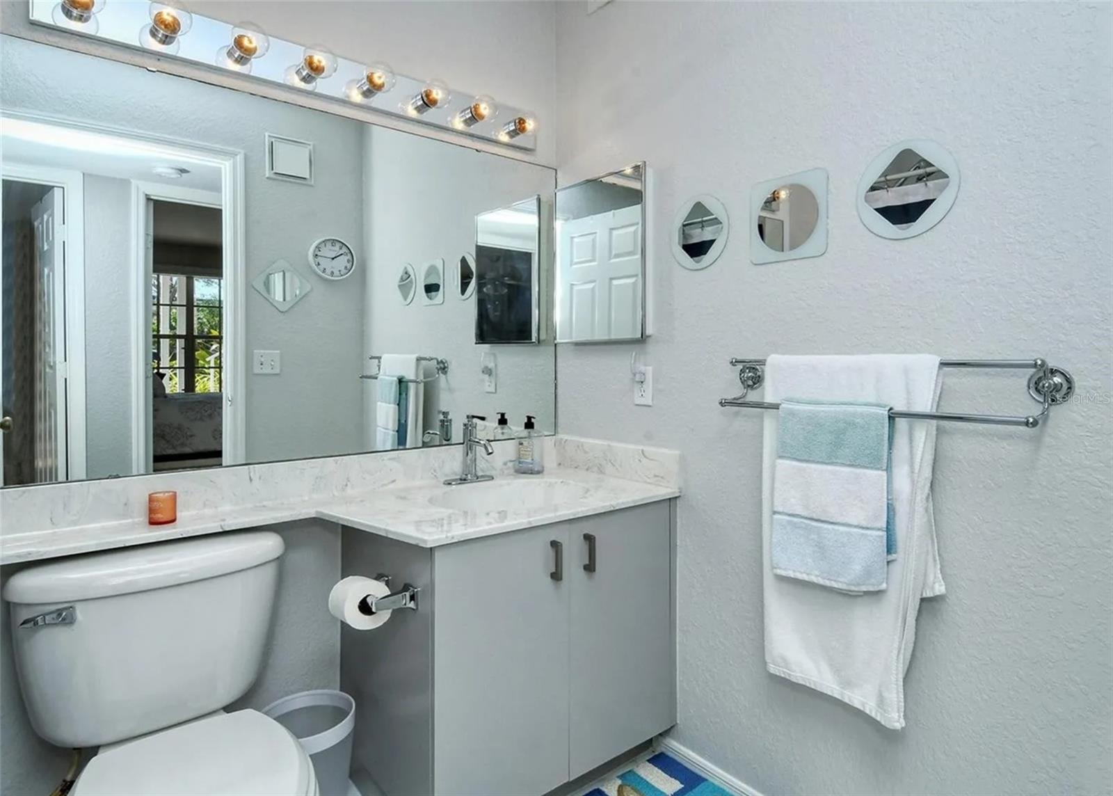 850 Tamiami Unit 801, Sarasota, FL 34236