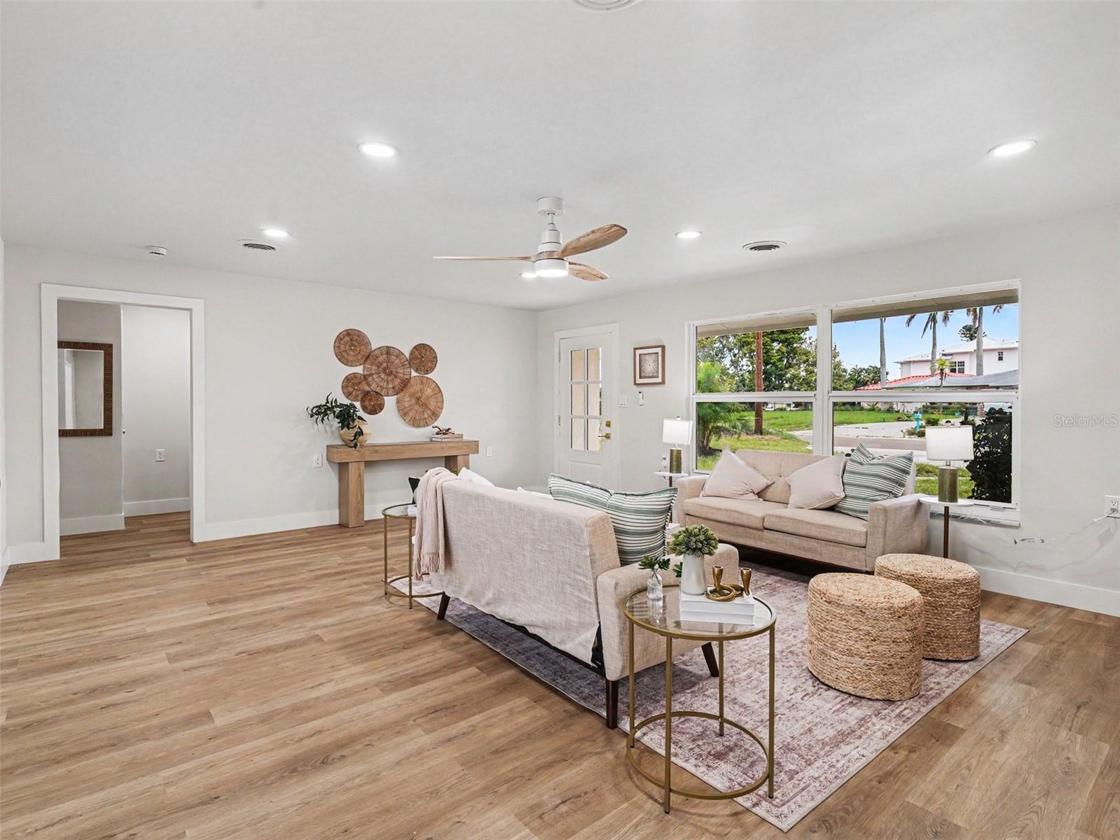 9911 Royal Palm, Bradenton, FL 34210