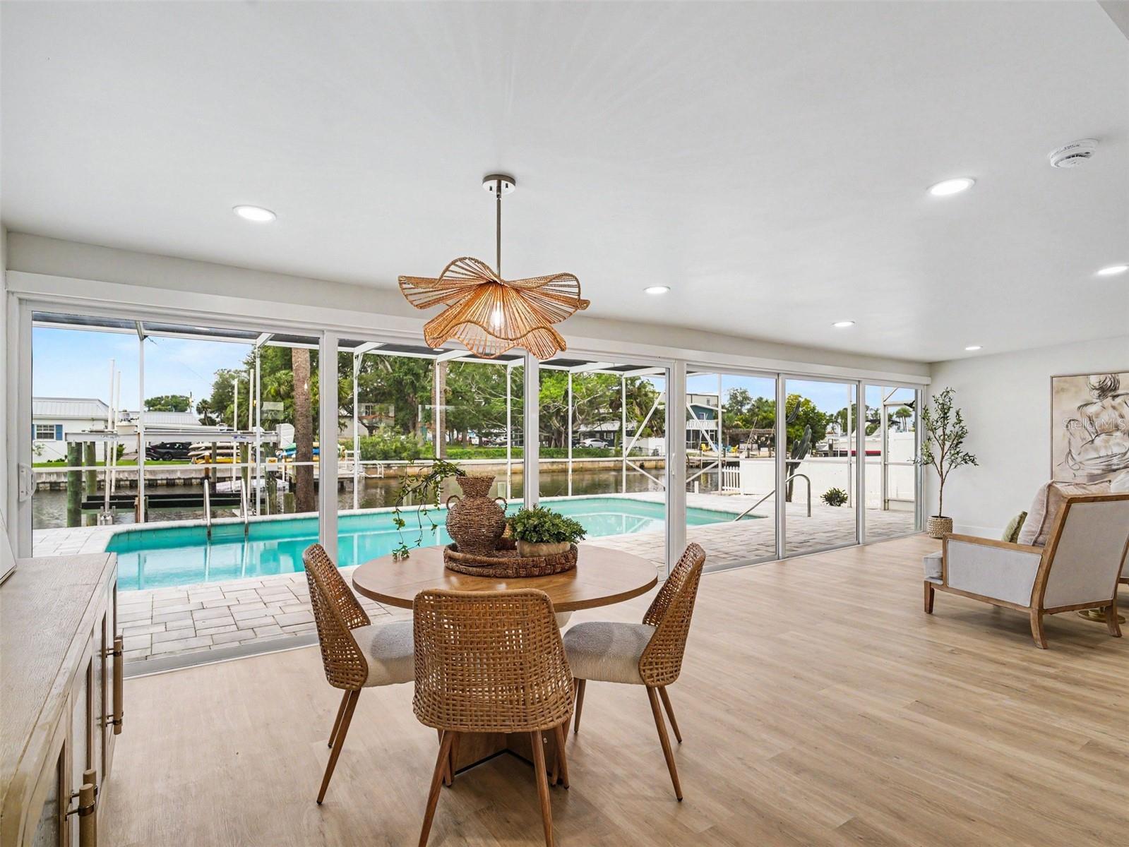 9911 Royal Palm, Bradenton, FL 34210