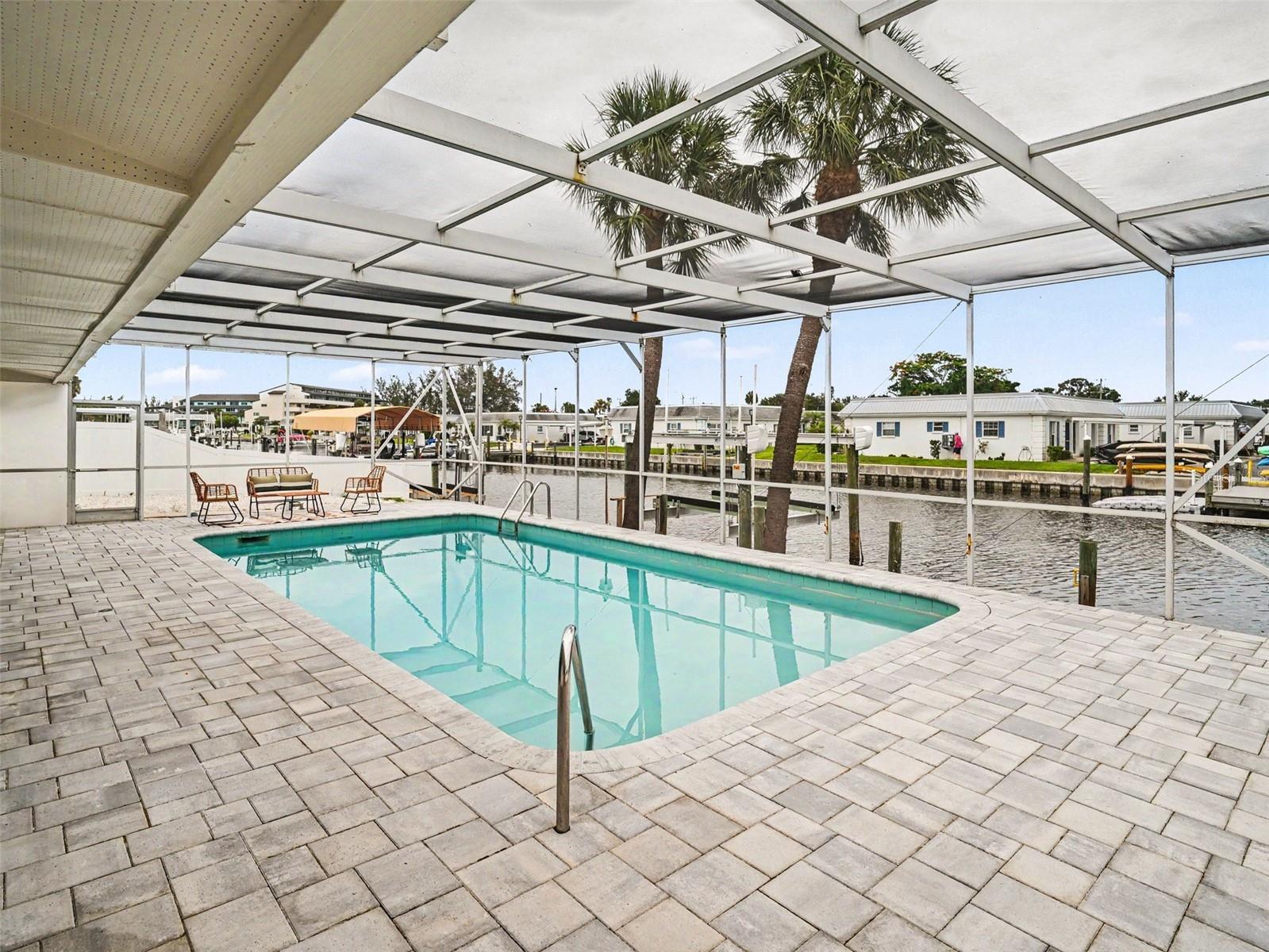 9911 Royal Palm, Bradenton, FL 34210