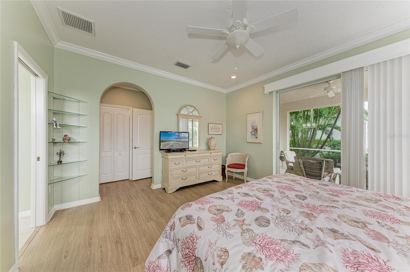 3883 Alamanda, Sarasota, FL 34238