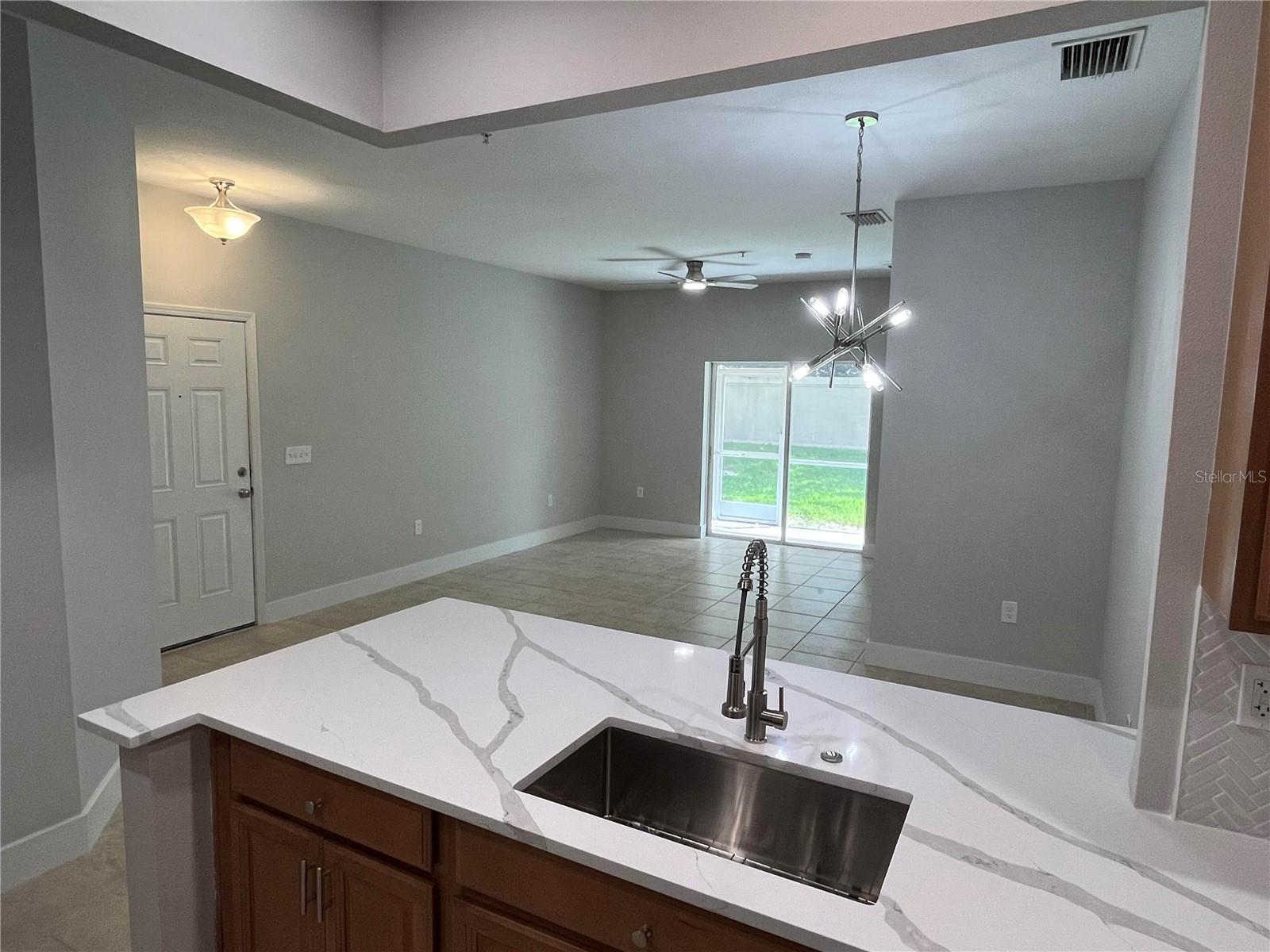 3635 Parkridge Unit 10-101, Sarasota, FL 34243