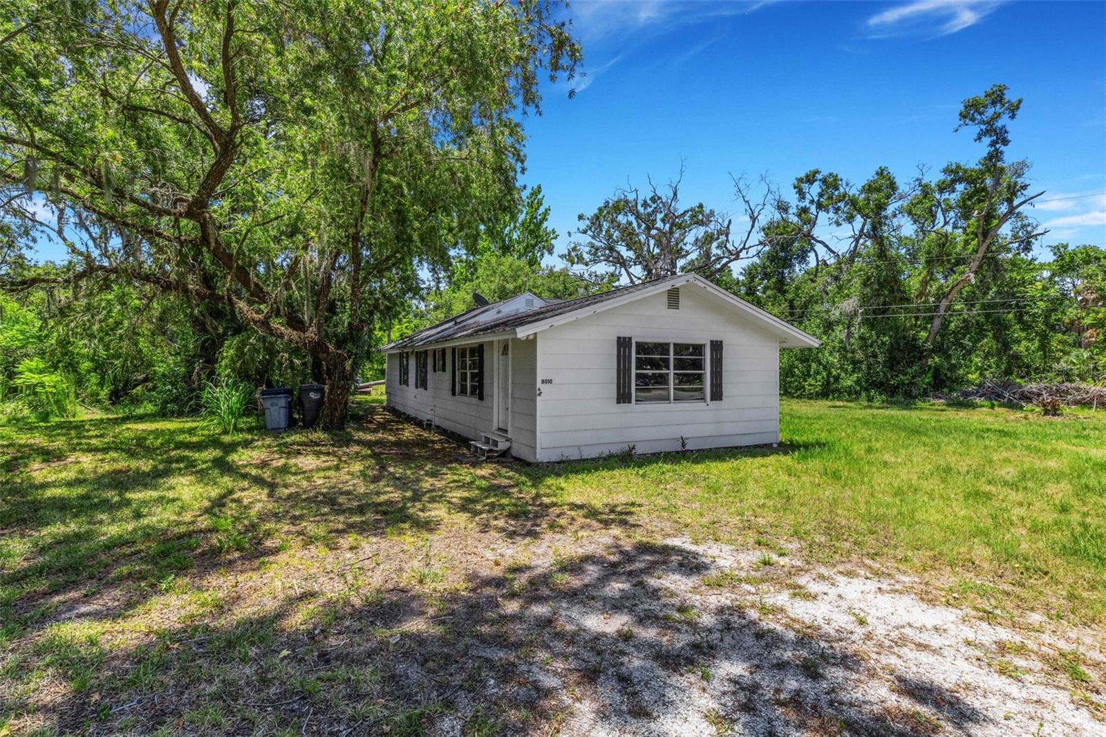 8010 Brower, Bradenton, FL 34211