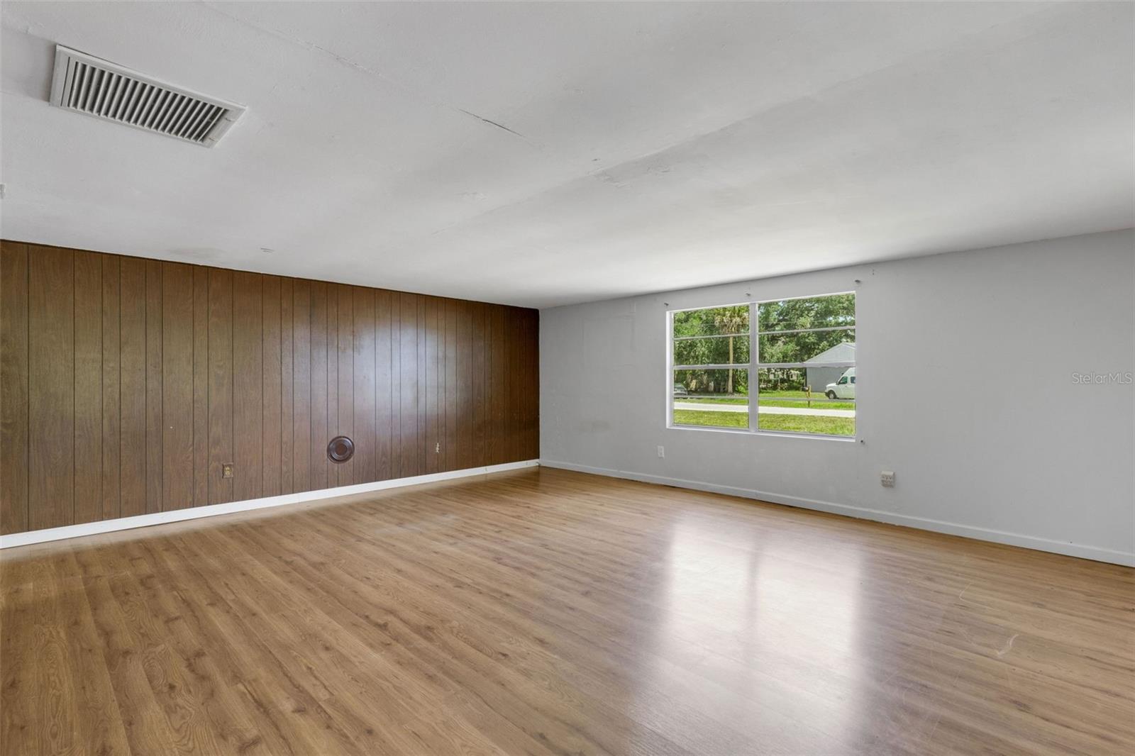 8010 Brower, Bradenton, FL 34211