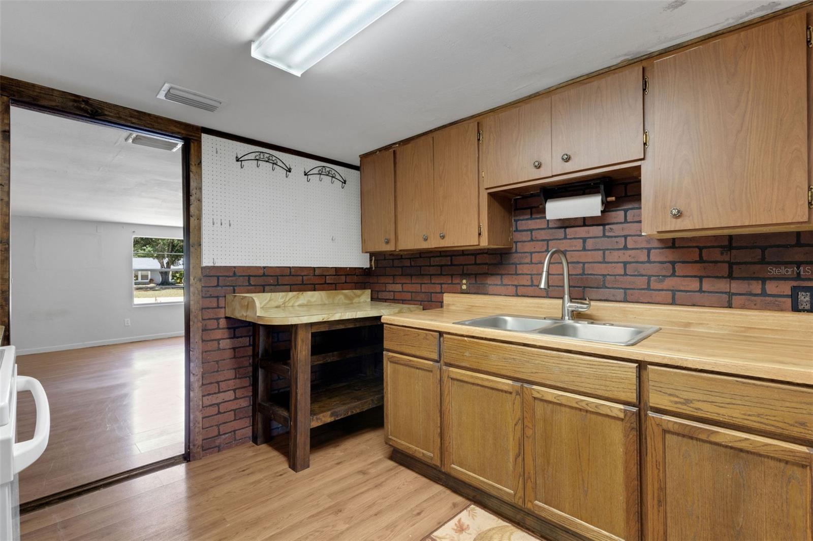 8010 Brower, Bradenton, FL 34211