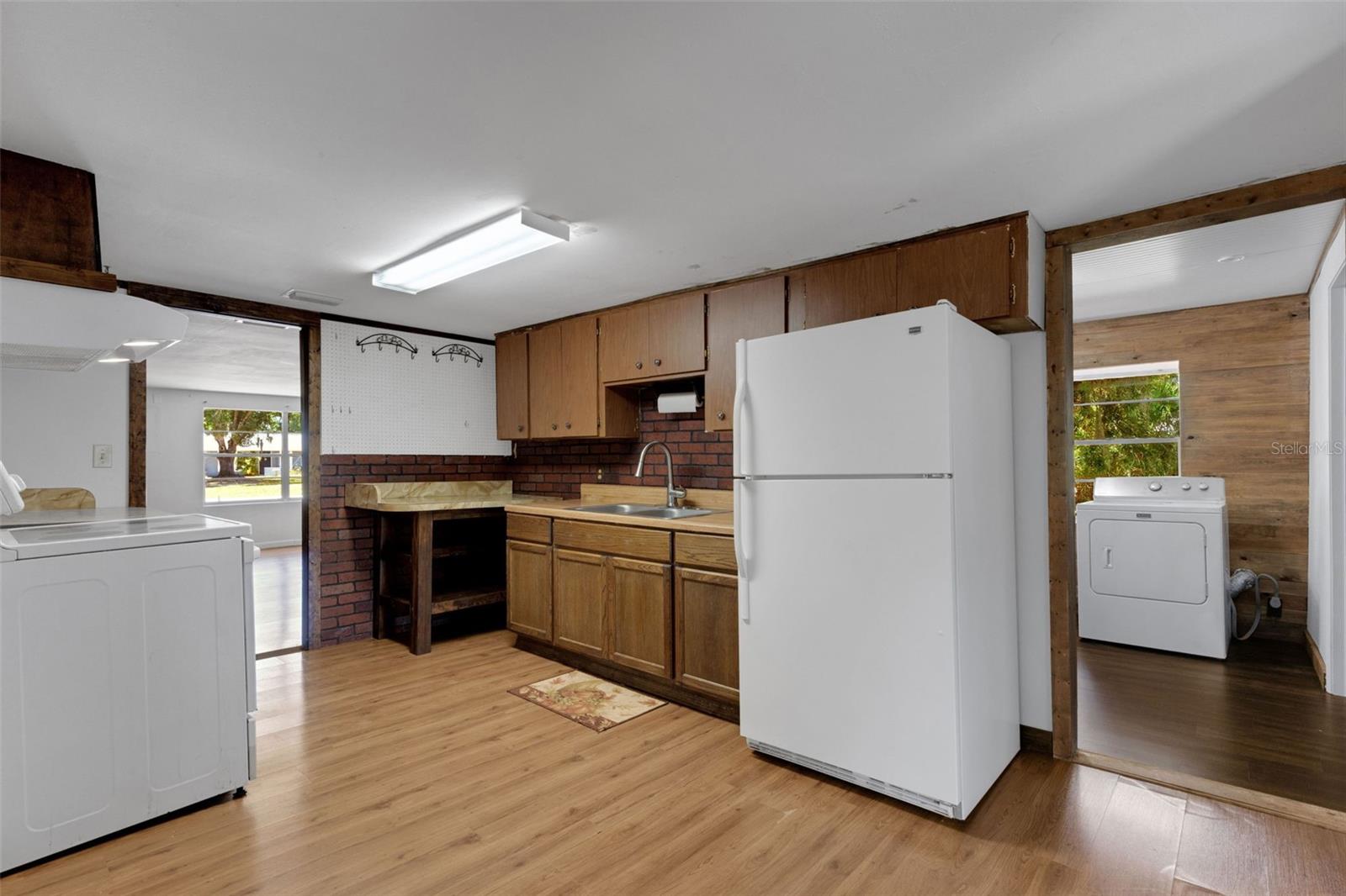 8010 Brower, Bradenton, FL 34211