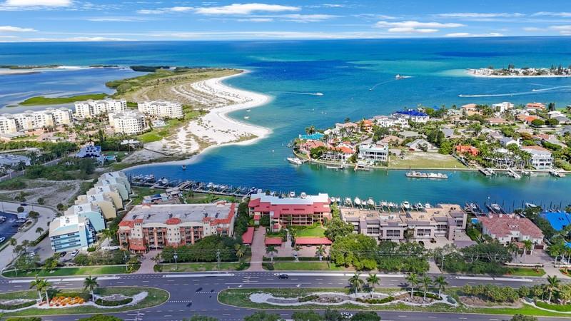1060 Pinellas Bayway Unit 103, St Petersburg, FL 33715