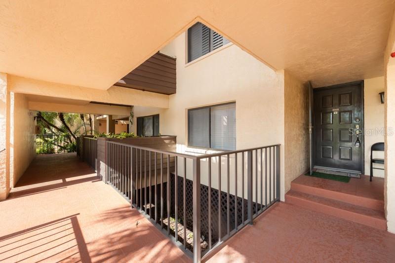1060 Pinellas Bayway Unit 103, St Petersburg, FL 33715