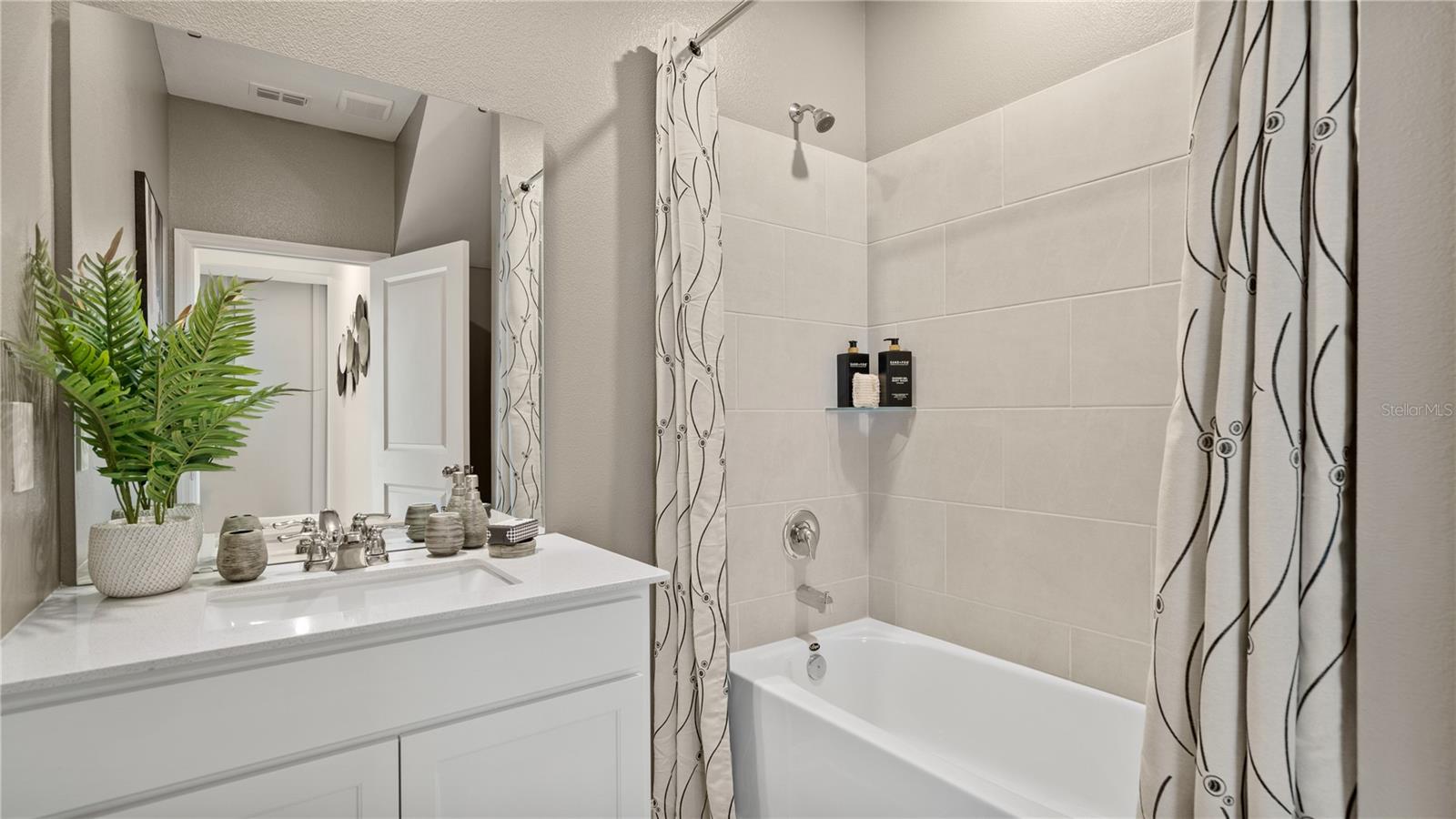 2254 Jennio, Haines City, FL 33844