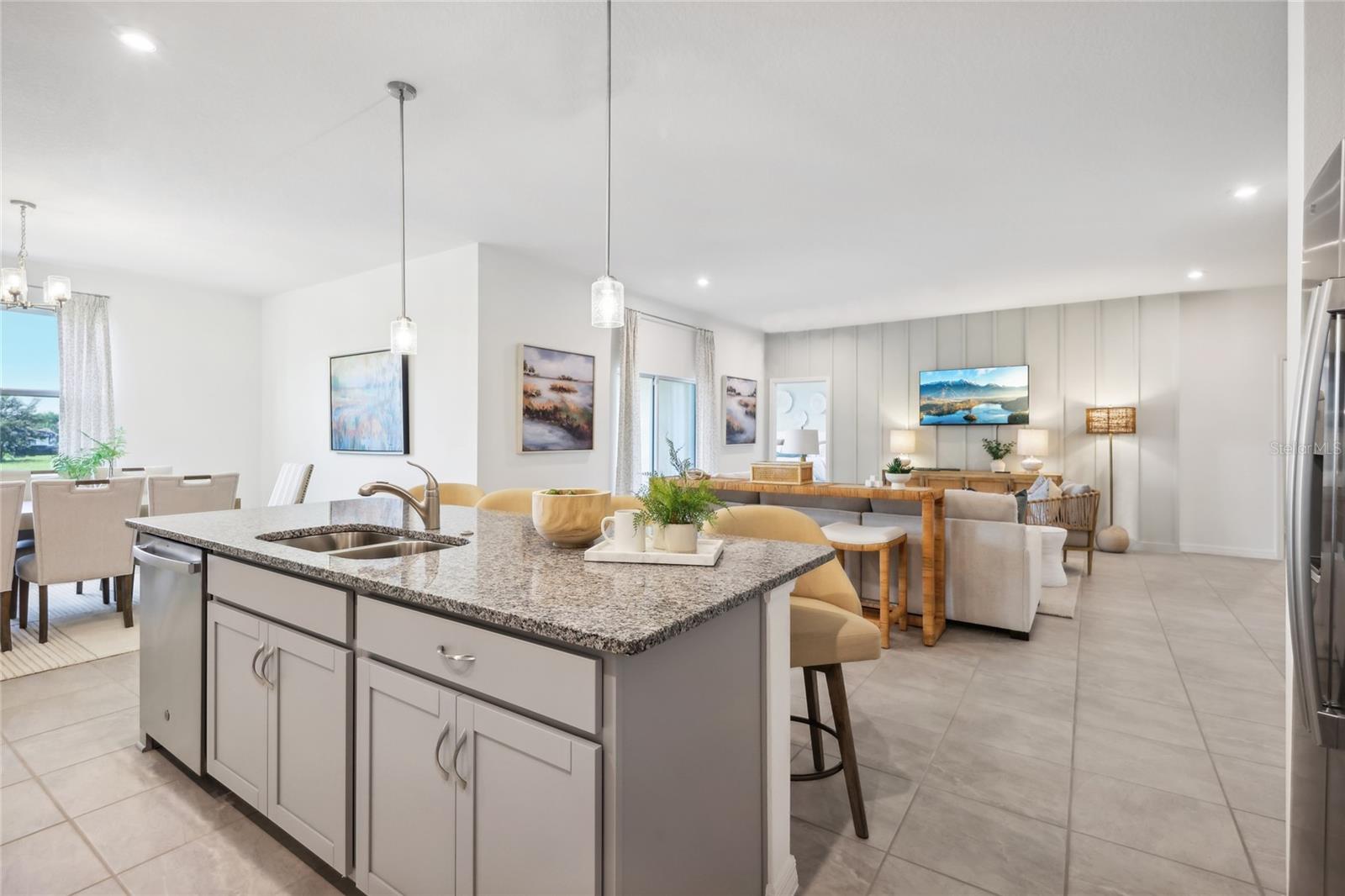 12912 Cara, Grand Island, FL 32735