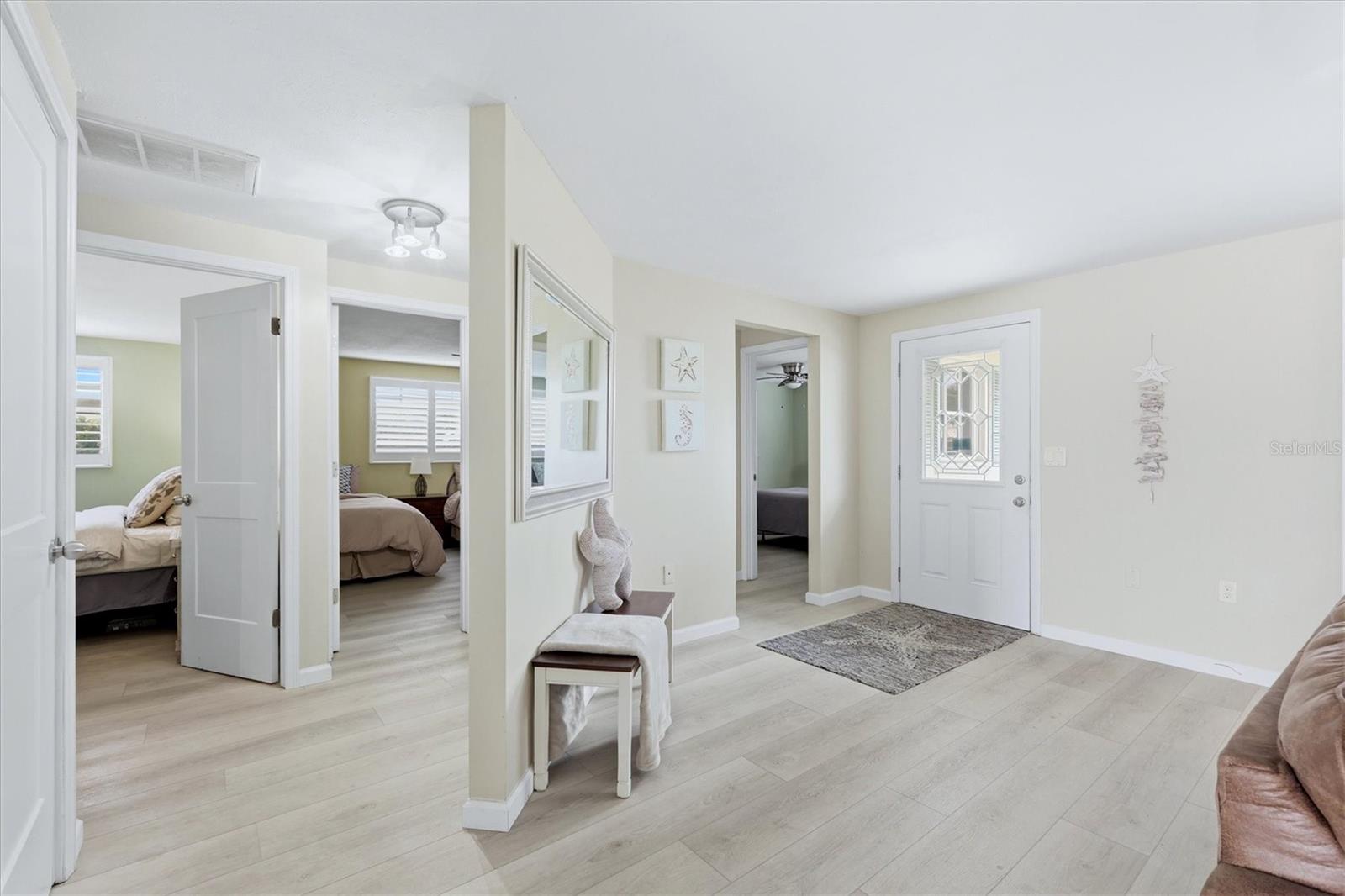 24 Oakwood Unit 24, Englewood, FL 34223