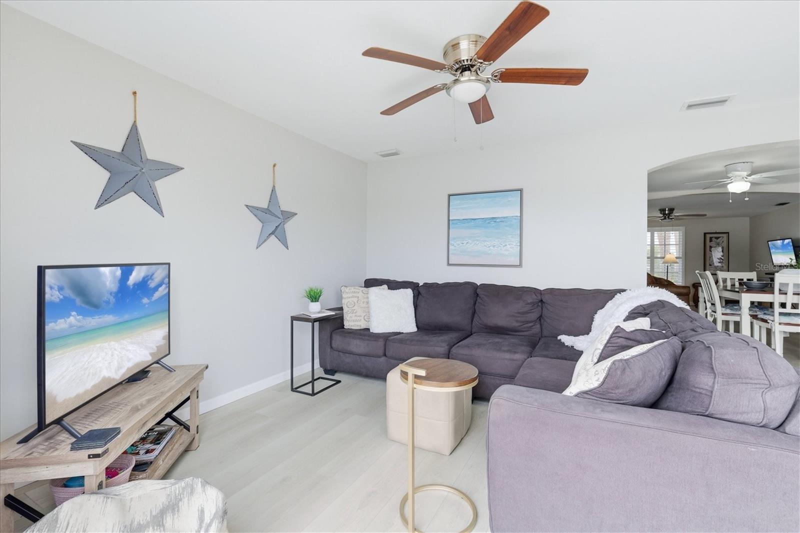 24 Oakwood Unit 24, Englewood, FL 34223