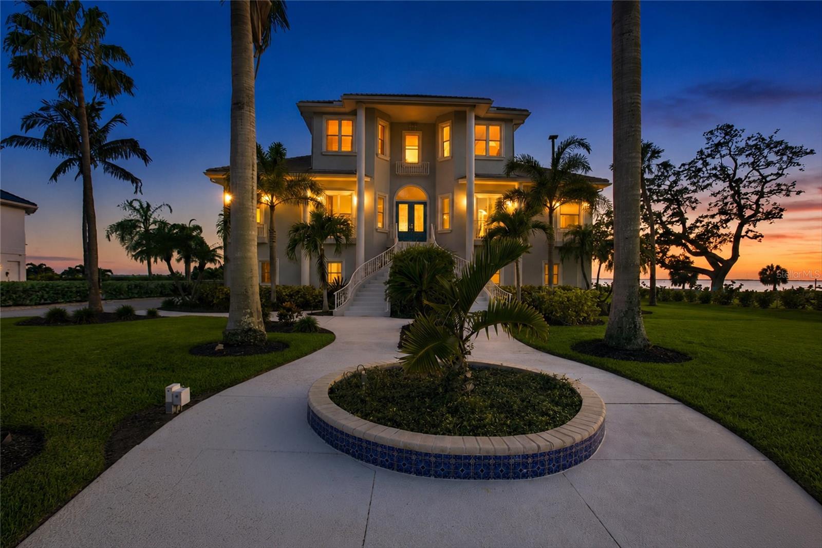 7524 Westmoreland, Sarasota, FL 34243