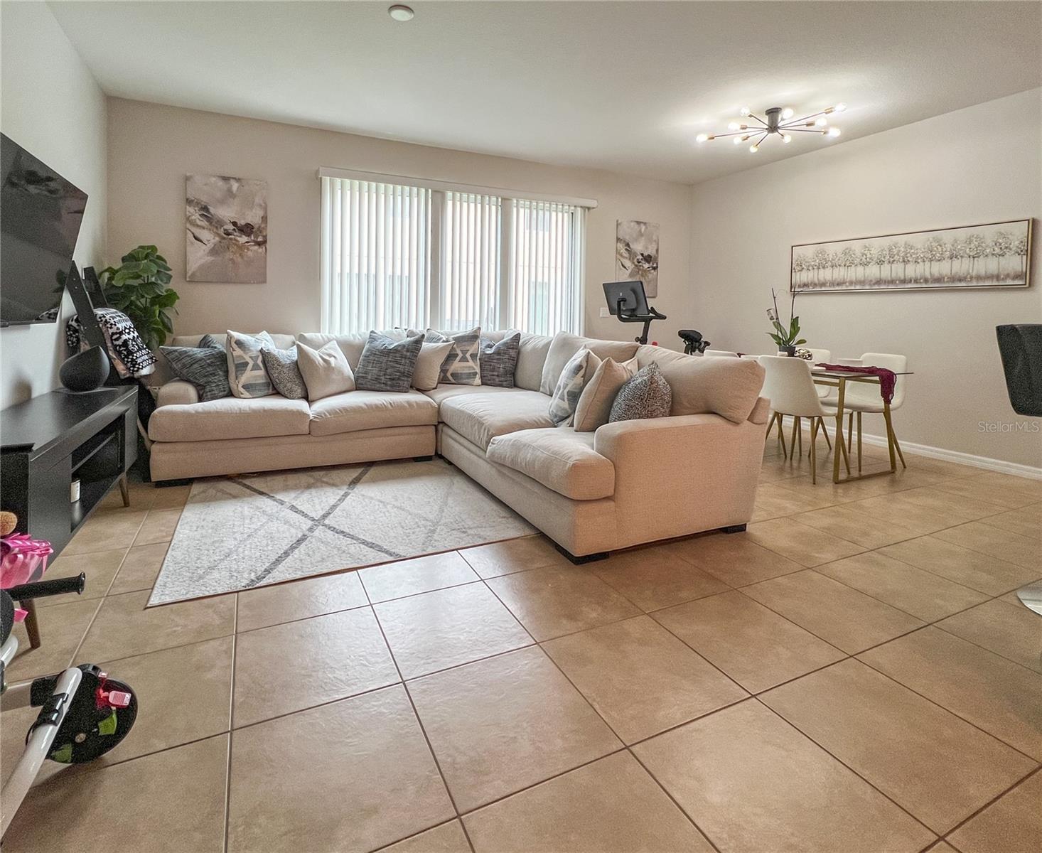 772 Spring Flowers, Brandon, FL 33511