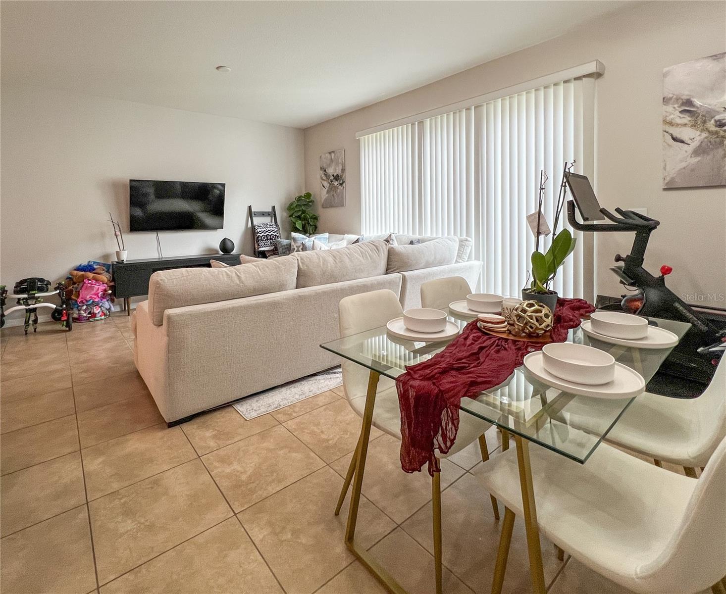 772 Spring Flowers, Brandon, FL 33511