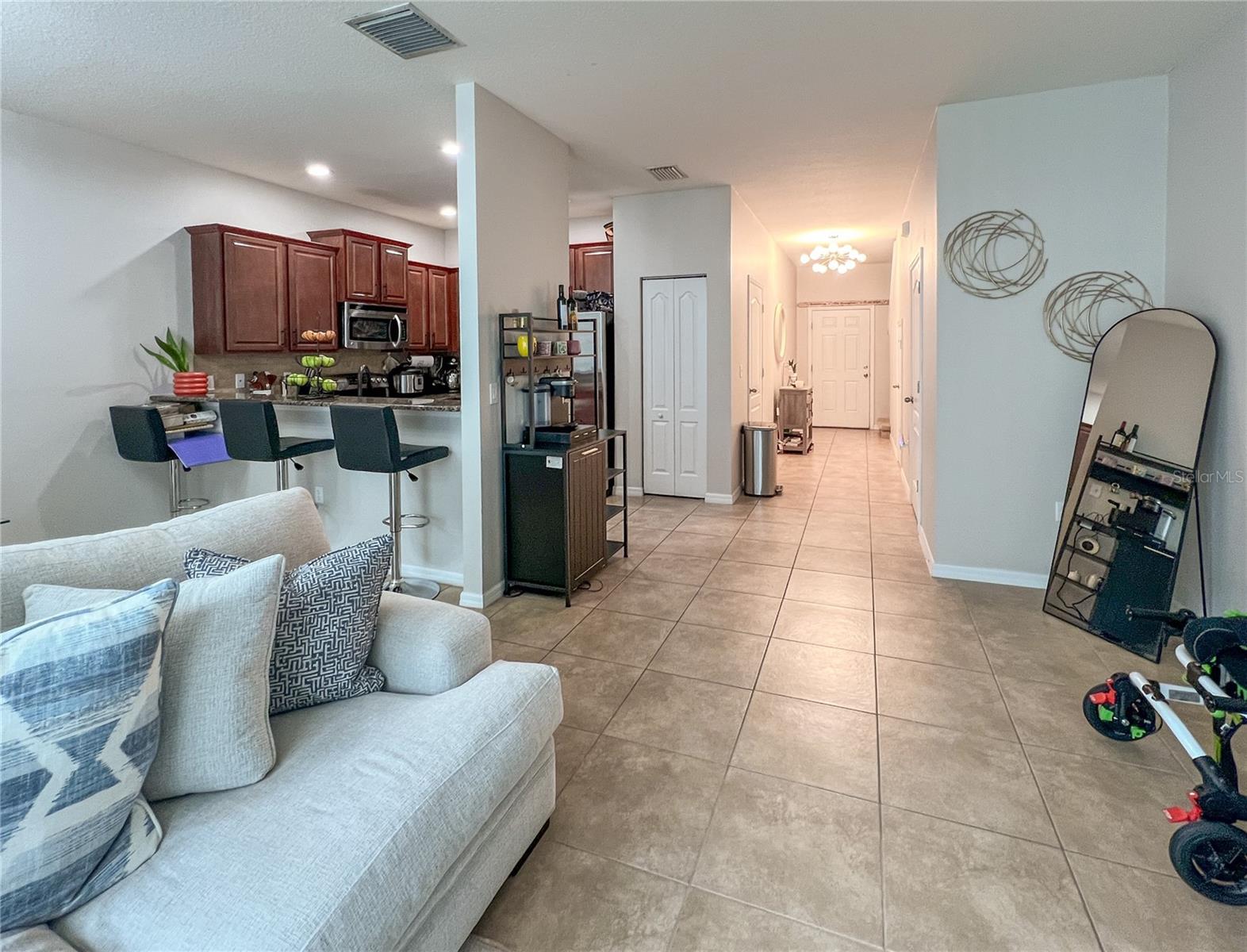 772 Spring Flowers, Brandon, FL 33511