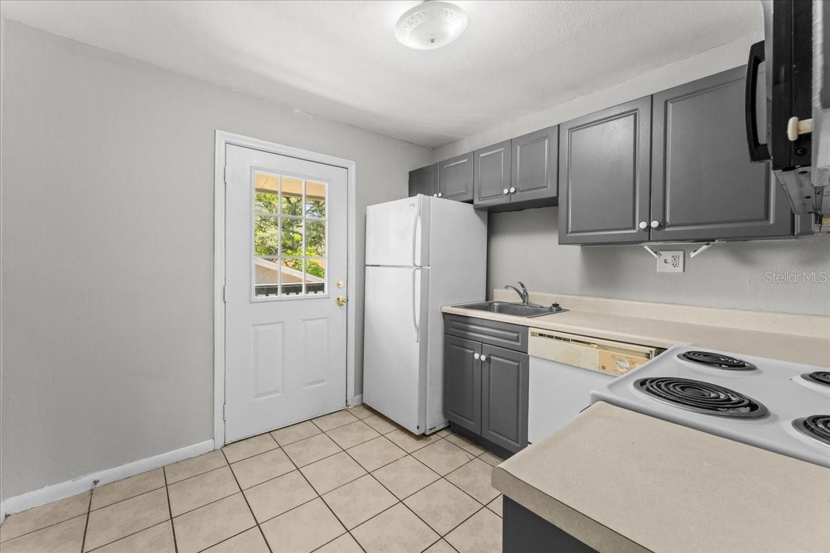 12407 Oak Cedar Unit 202, Tampa, FL 33612
