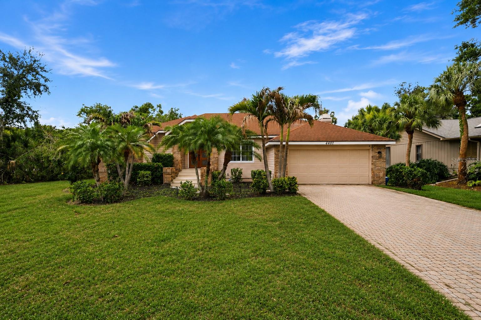 4401 Little John, Sarasota, FL 34232