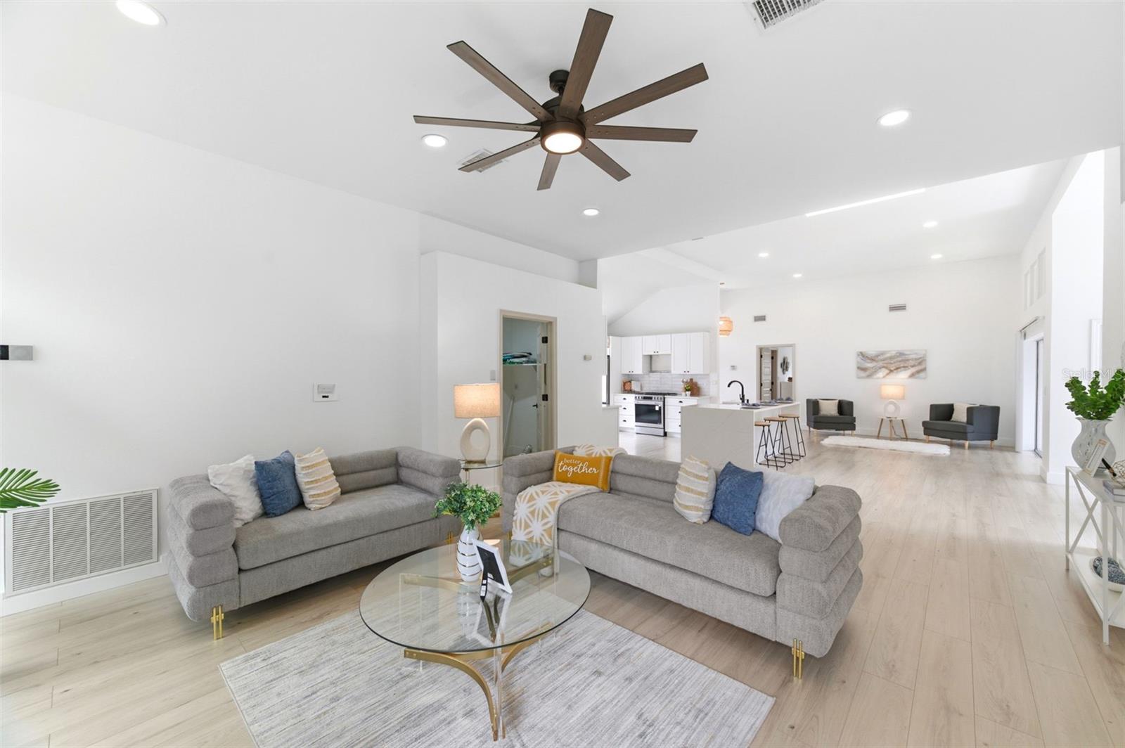 4401 Little John, Sarasota, FL 34232