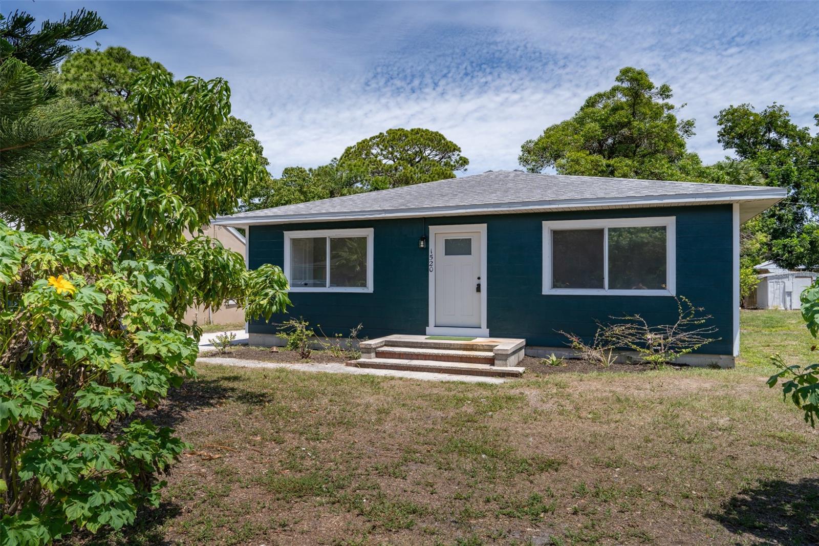 1520 19th, Bradenton, FL 34205