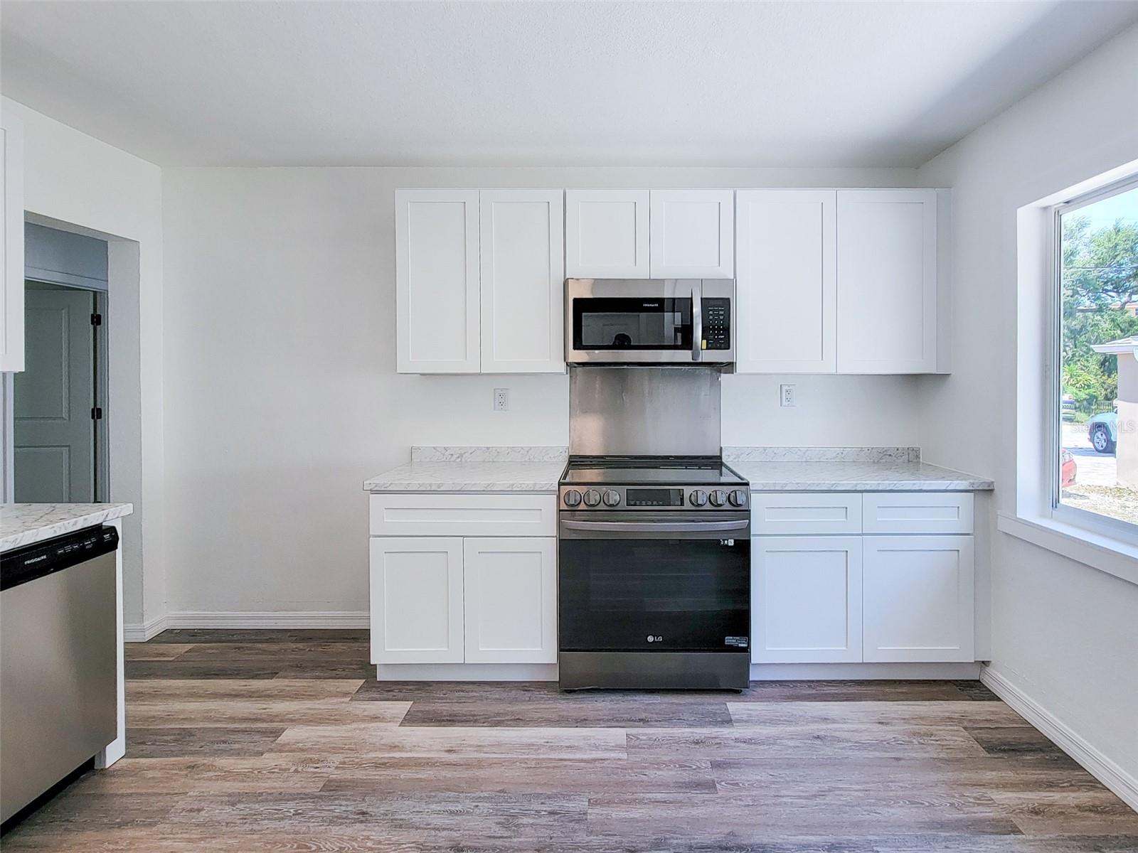 1520 19th, Bradenton, FL 34205