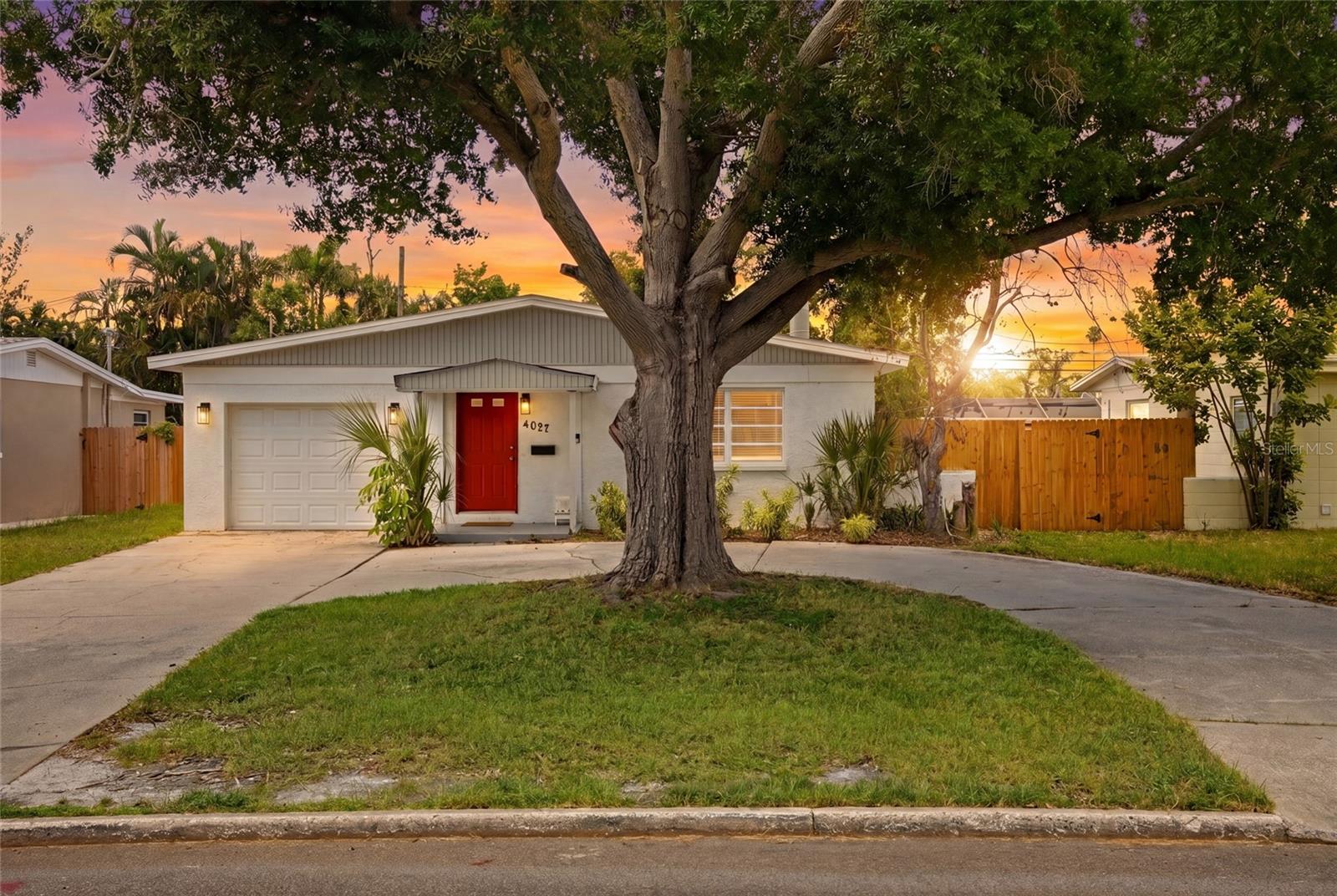 4027 Huntington, St Petersburg, FL 33703