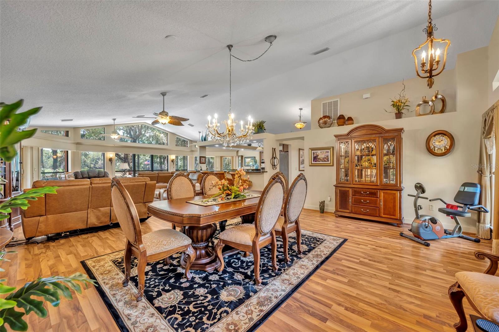 4885 Cr 307, Lake Panasoffkee, FL 33538