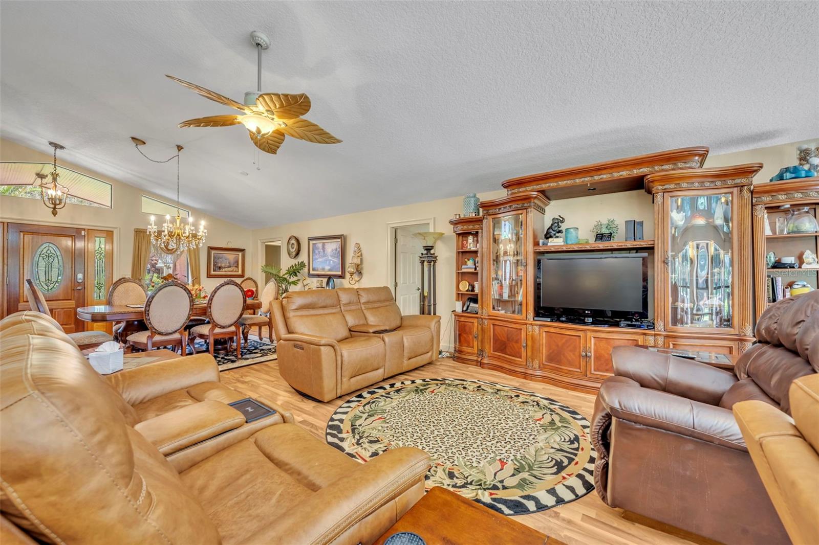 4885 Cr 307, Lake Panasoffkee, FL 33538