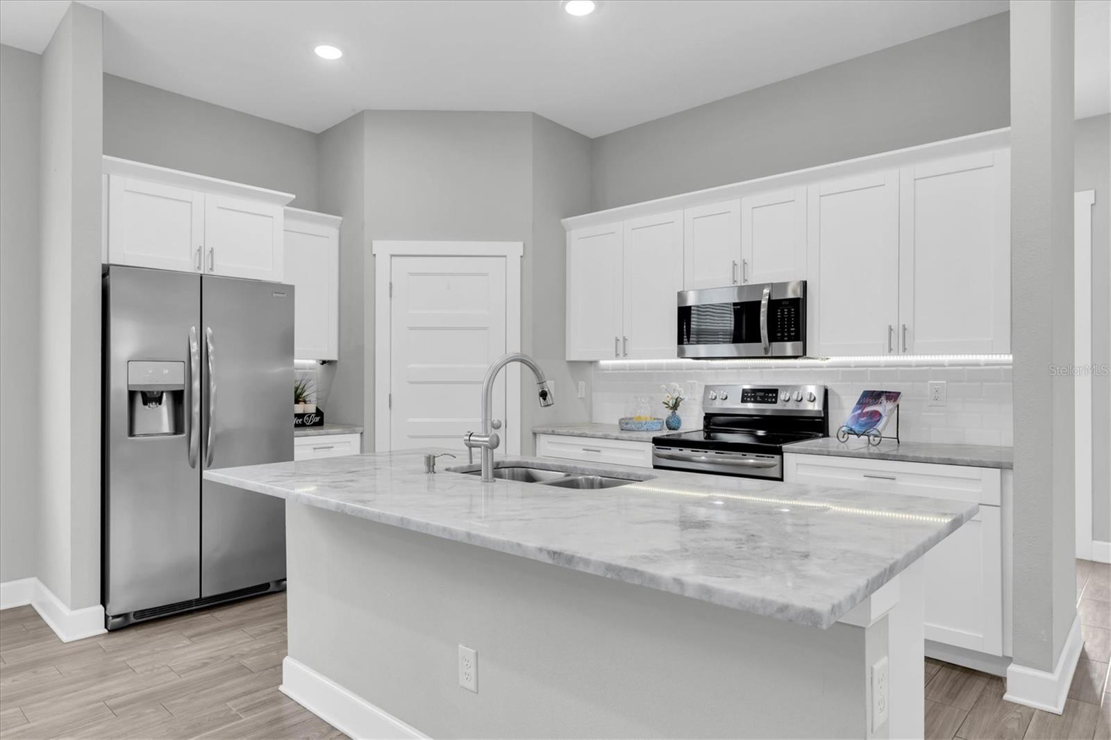 224 Jefferson, St Petersburg, FL 33702