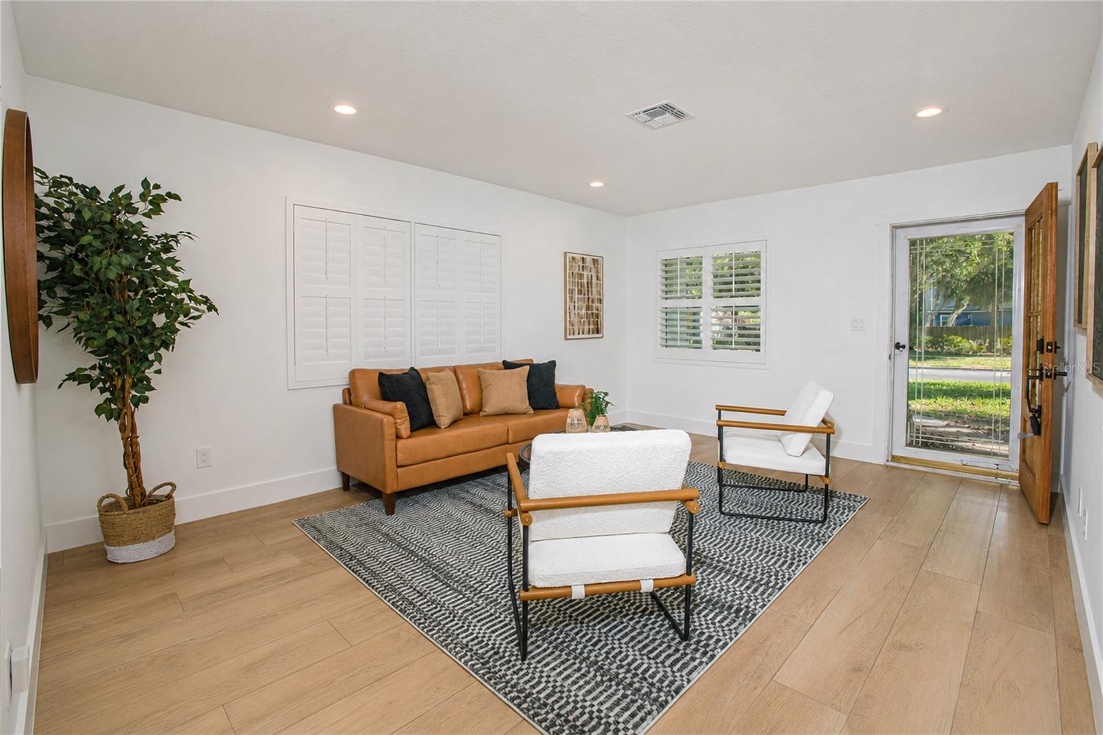 20 Division, Winter Garden, FL 34787