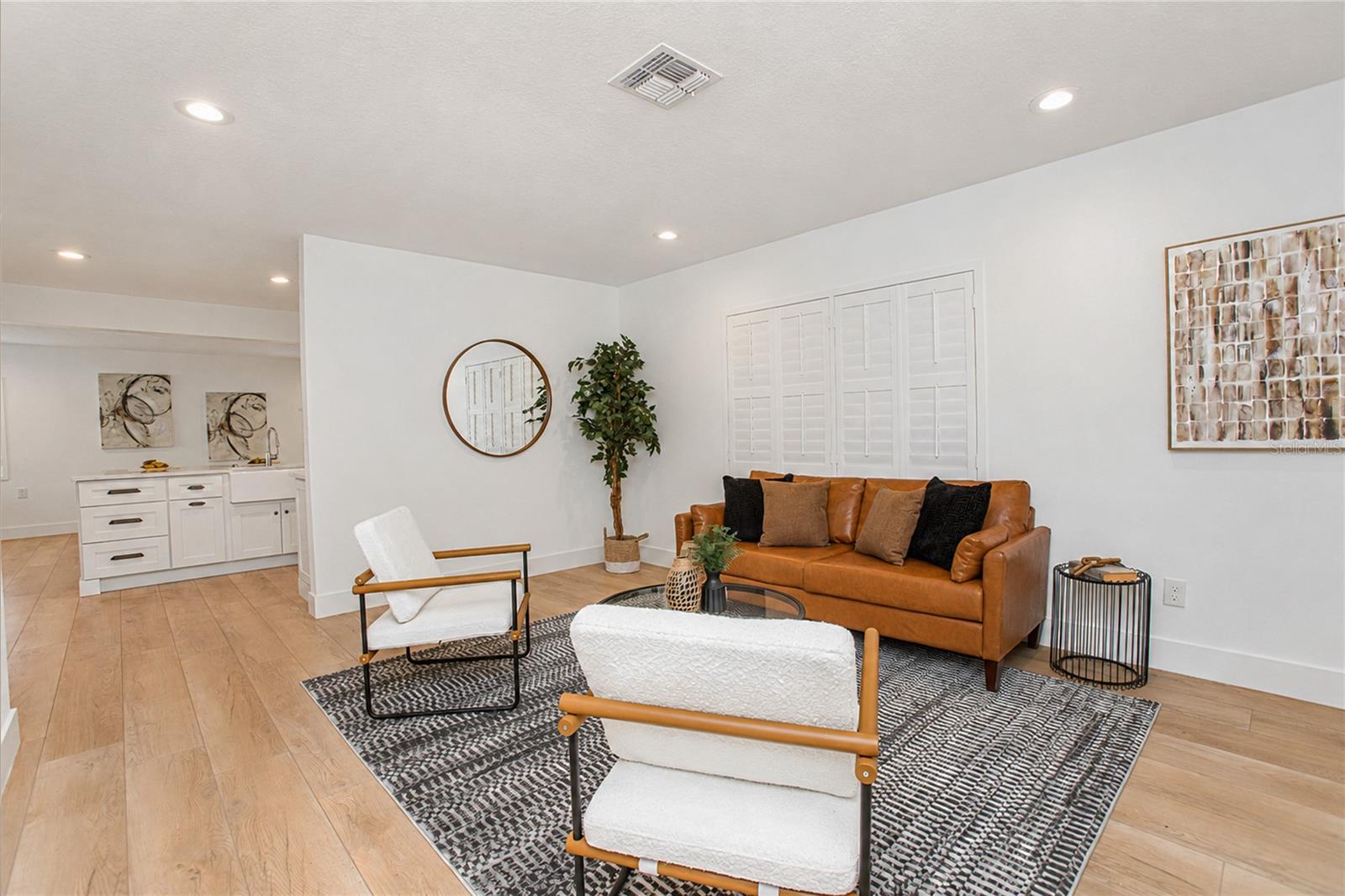 20 Division, Winter Garden, FL 34787