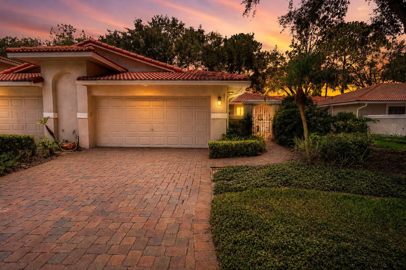8237 Breeze Cove, Orlando, FL 32819