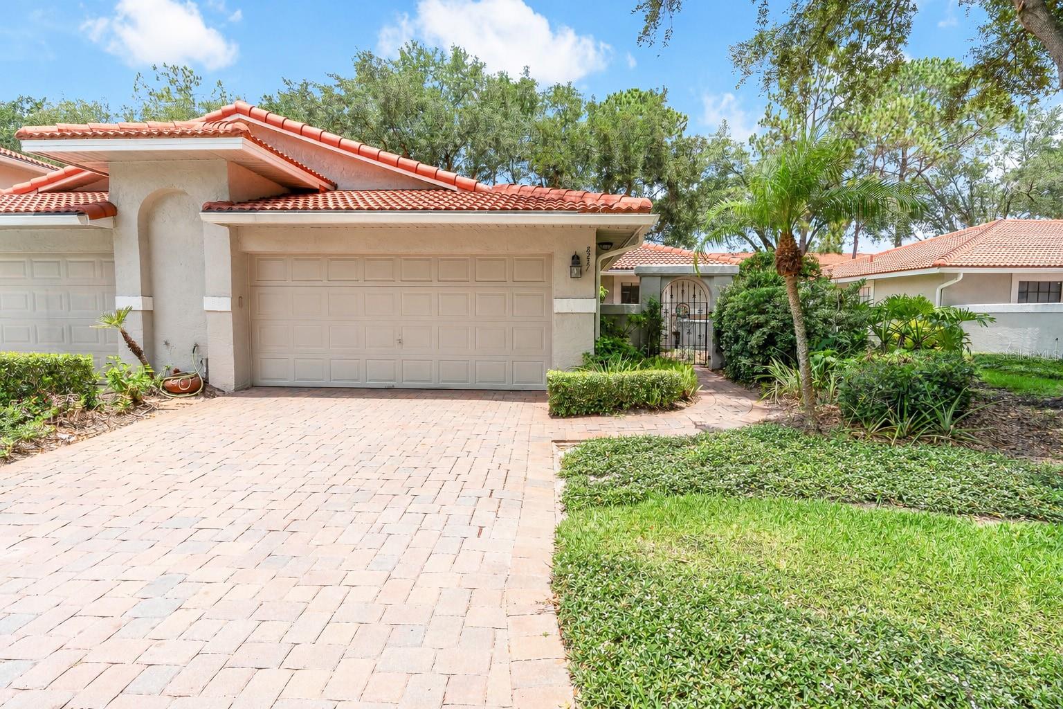 8237 Breeze Cove, Orlando, FL 32819