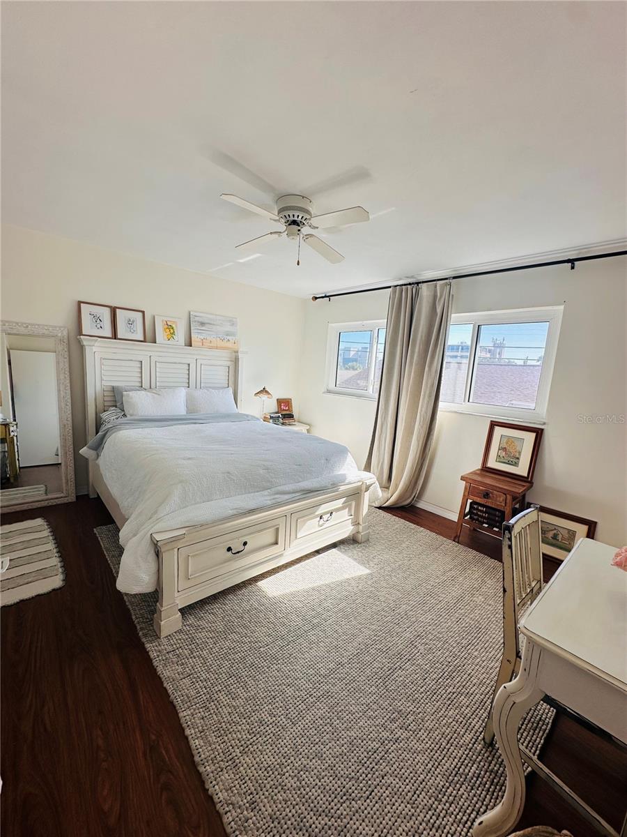 1221 Drew Unit D9, Clearwater, FL 33755