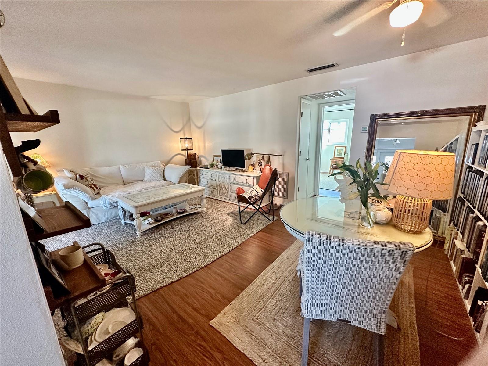 1221 Drew Unit D9, Clearwater, FL 33755
