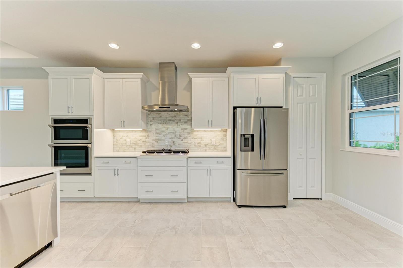 172 Van Gogh, Bradenton, FL 34212