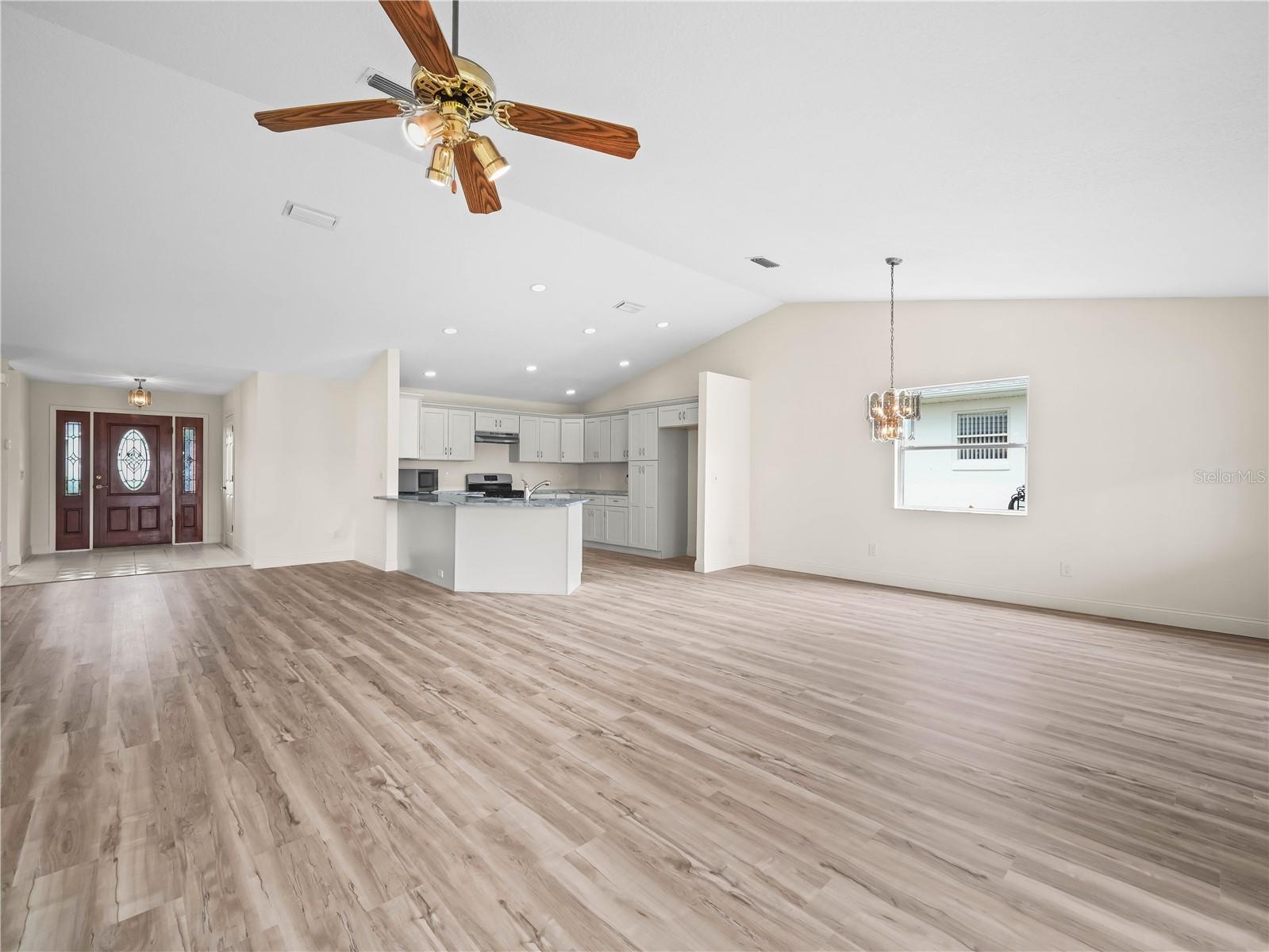 6341 Silver Lakes, Lakeland, FL 33810