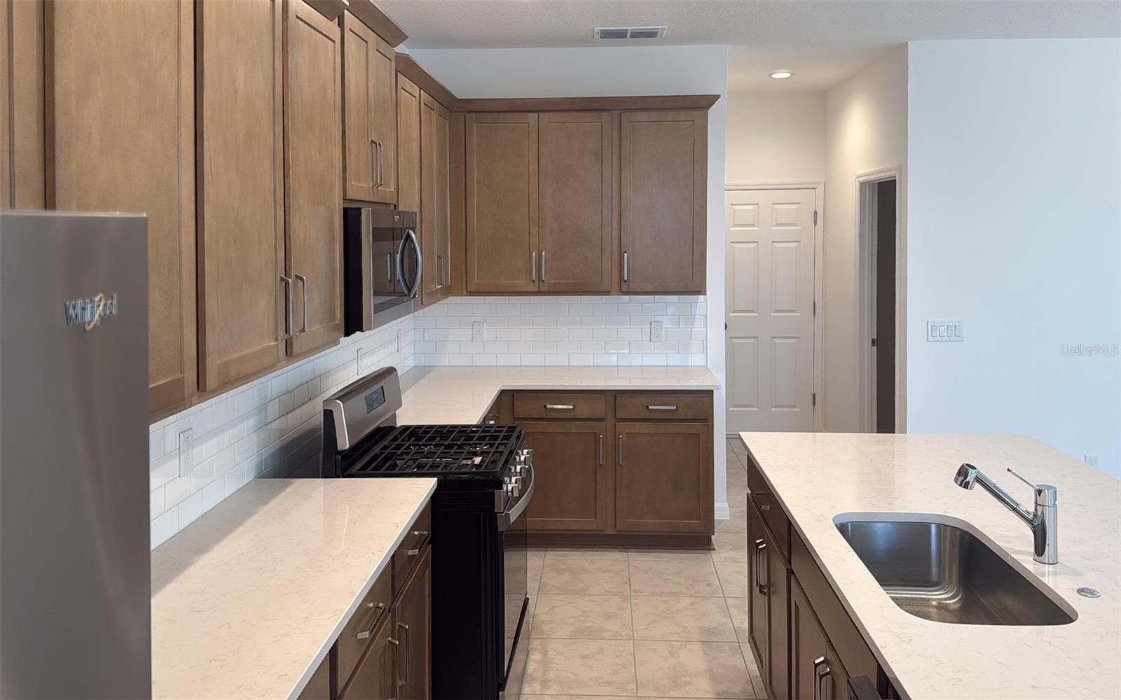 6863 Spanish Imperial, Howey In the Hills, FL 34737