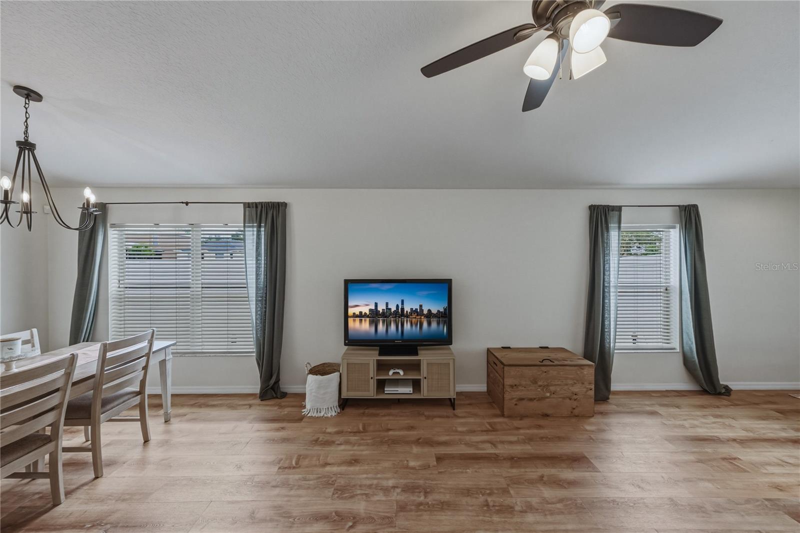 8160 Canterbury Lake, Tampa, FL 33619
