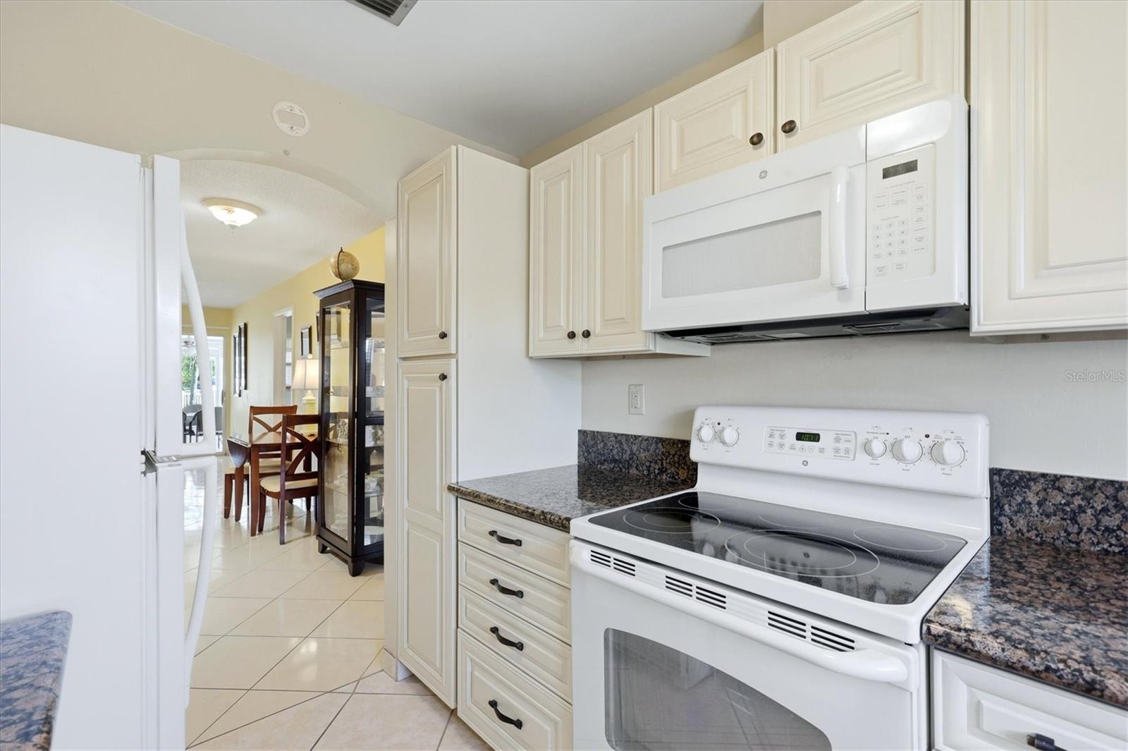 2809 Swifton Unit 4, Sarasota, FL 34231