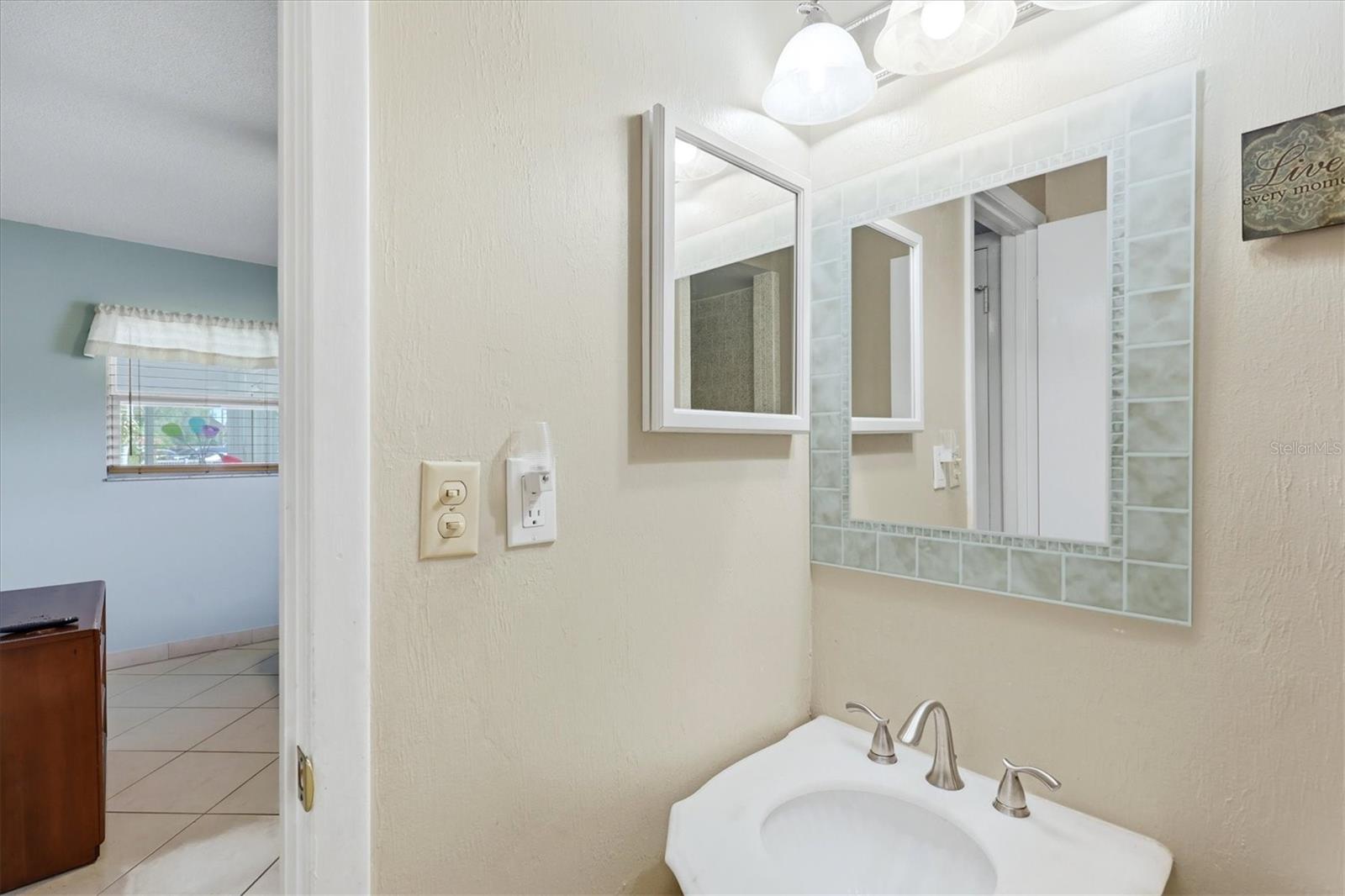 2809 Swifton Unit 4, Sarasota, FL 34231