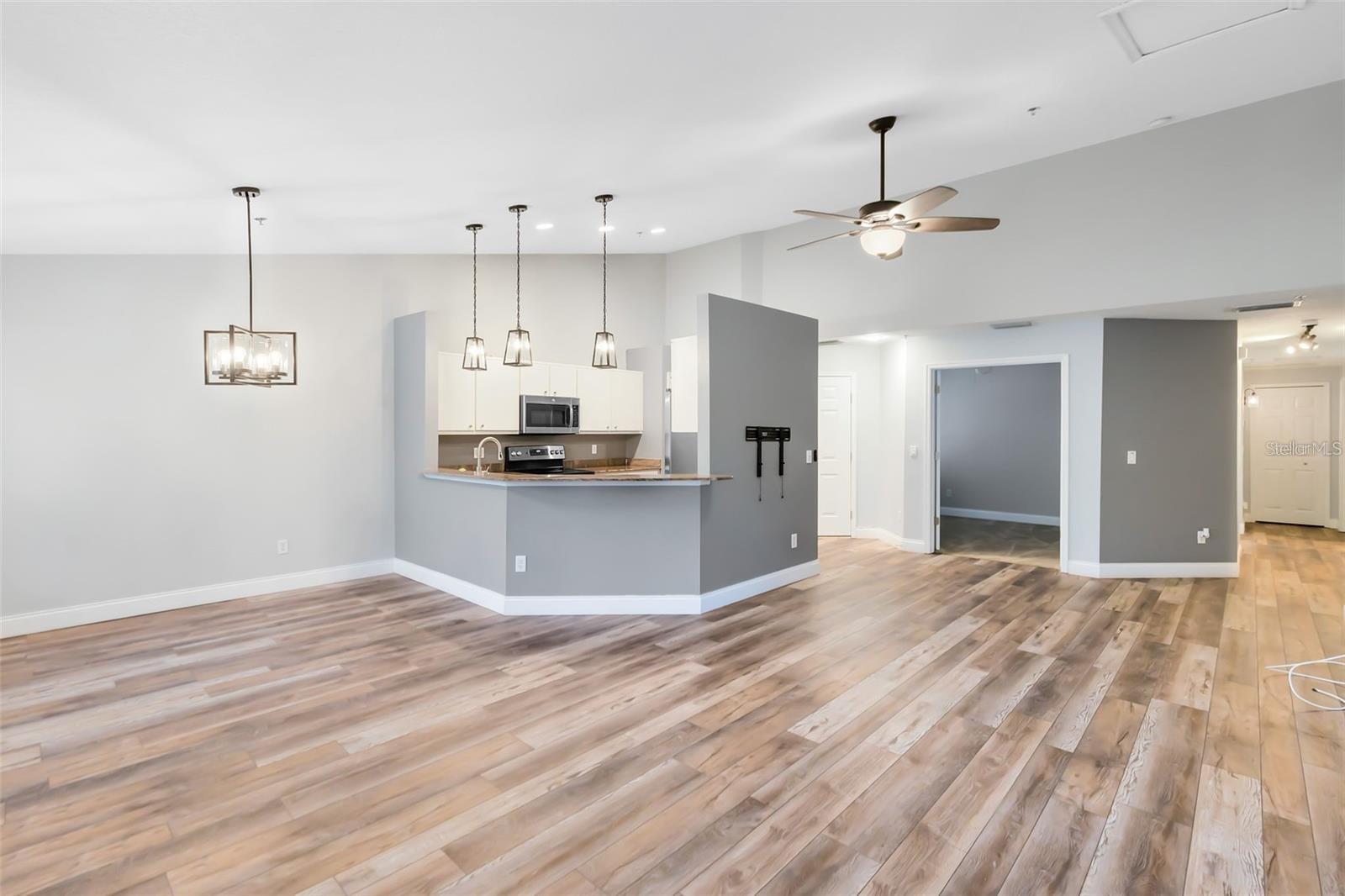 550 Via del Oro Unit 102, Altamonte Springs, FL 32714