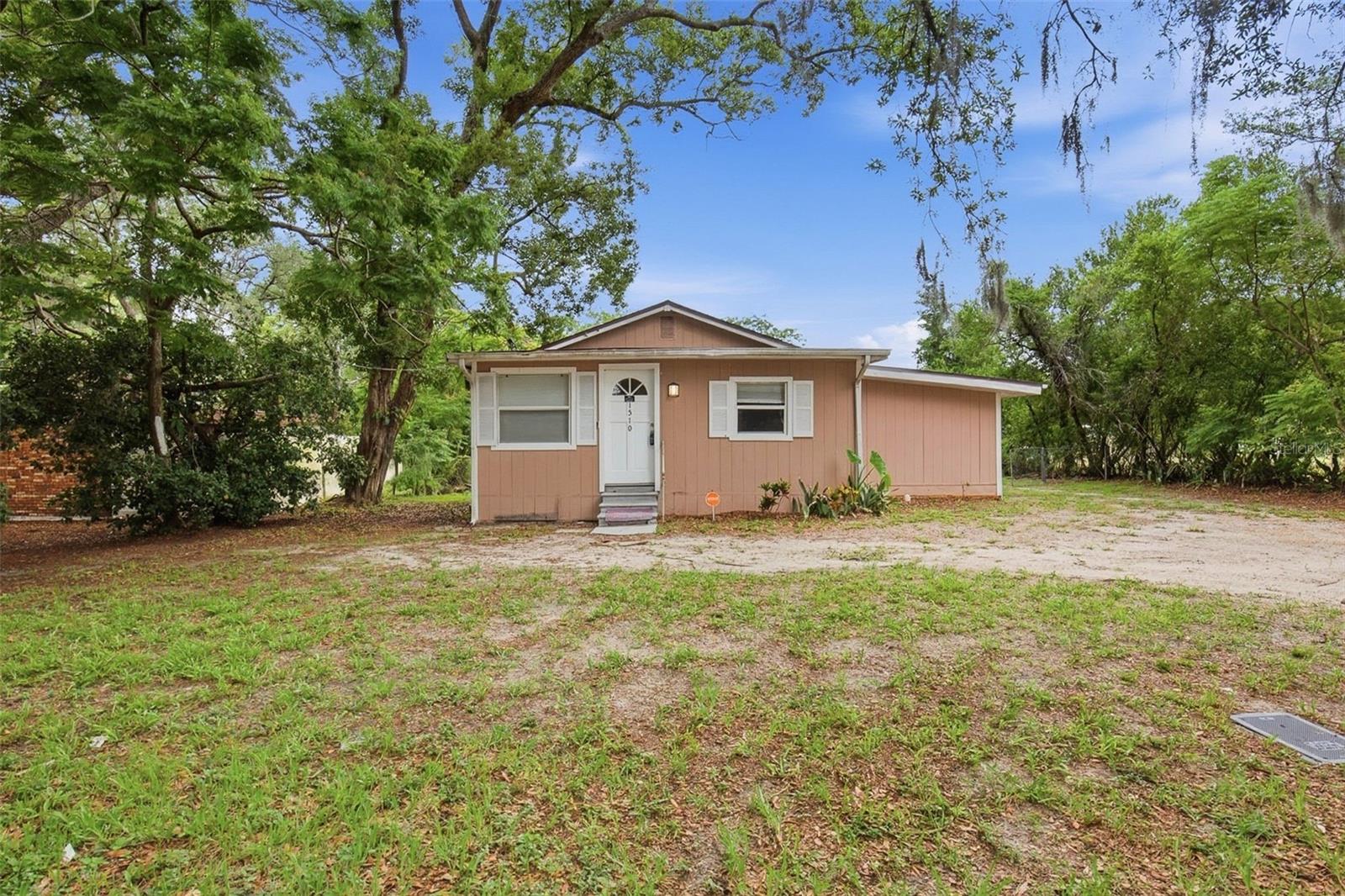 1510 Navajo, Tampa, FL 33612